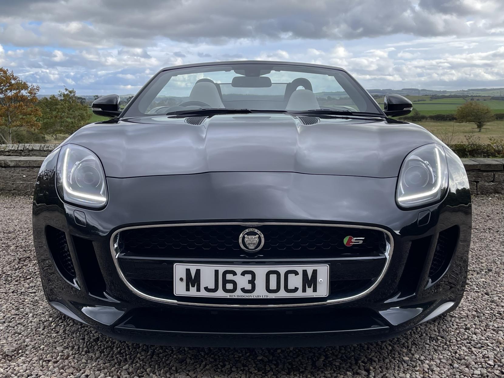 Jaguar F-Type 3.0 V6 S Convertible 2dr Petrol Auto Euro 5 (s/s) (380 ps)