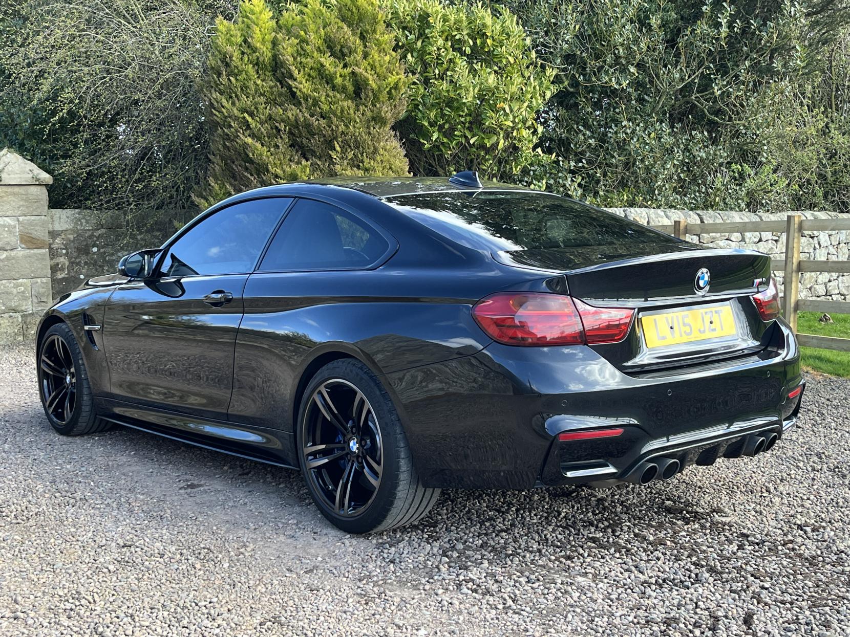BMW M4 3.0 BiTurbo Coupe 2dr Petrol DCT Euro 6 (s/s) (431 ps)