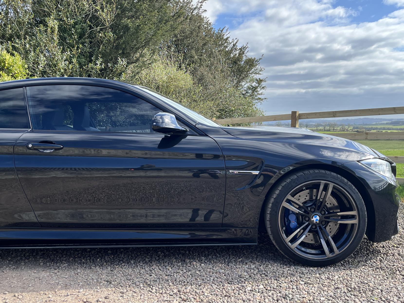 BMW M4 3.0 BiTurbo Coupe 2dr Petrol DCT Euro 6 (s/s) (431 ps)