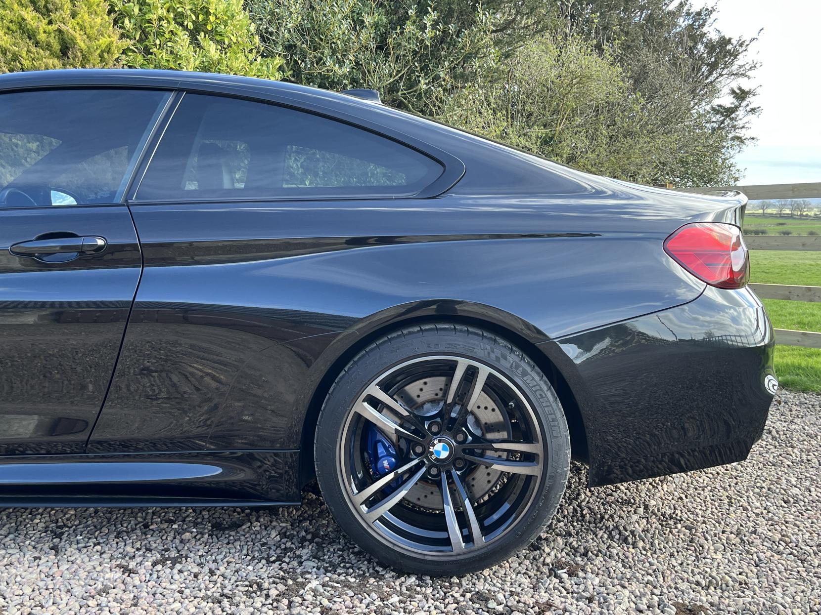 BMW M4 3.0 BiTurbo Coupe 2dr Petrol DCT Euro 6 (s/s) (431 ps)