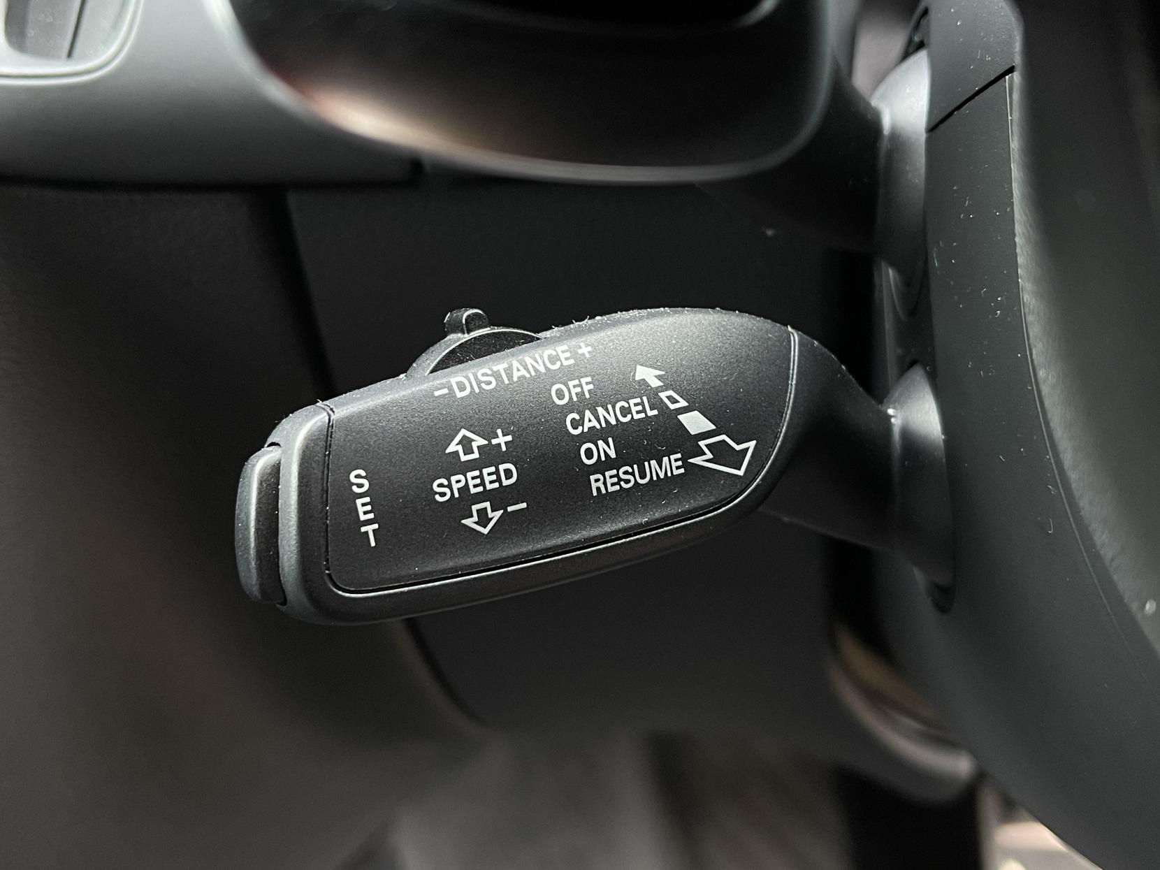 Audi RS4 Avant 4.2 FSI V8 Estate 5dr Petrol S Tronic quattro Euro 5 (450 ps)