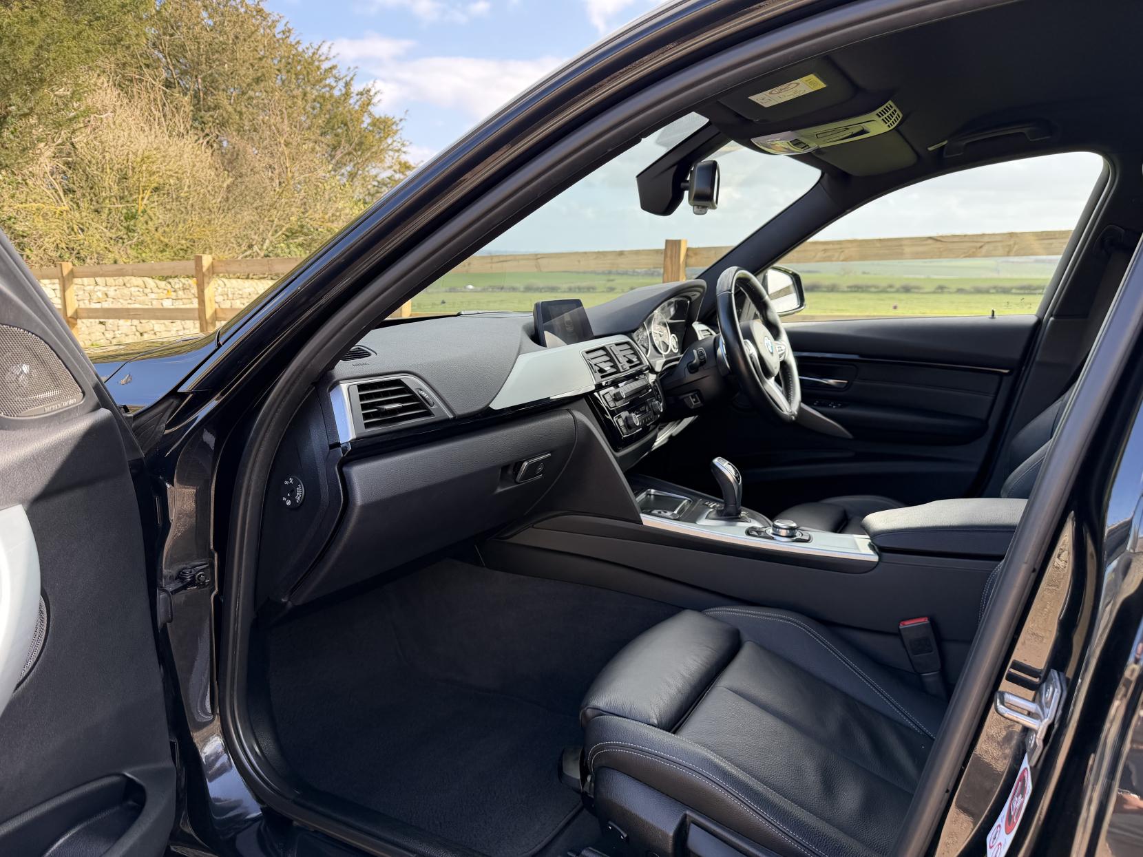 BMW 3 Series 2.0 320d M Sport Touring 5dr Diesel Auto xDrive Euro 6 (s/s) (190 ps)