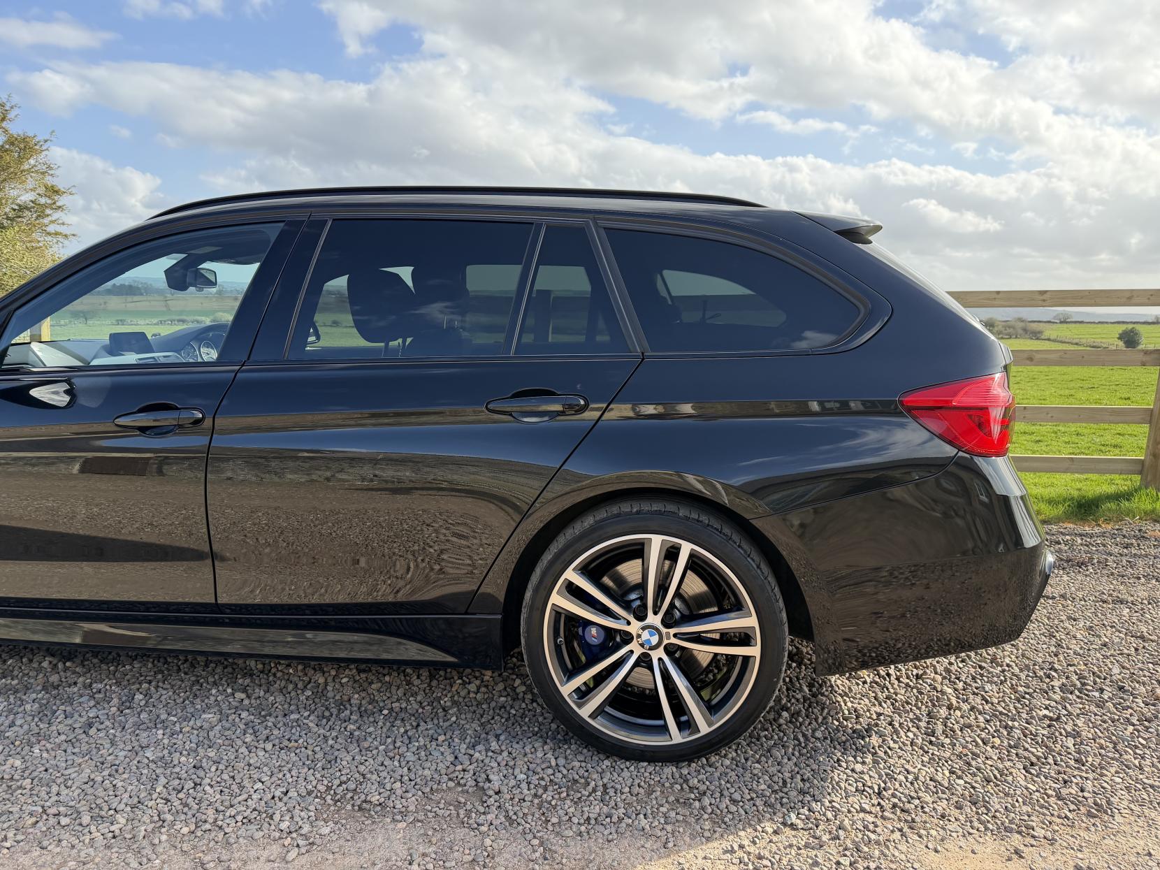 BMW 3 Series 2.0 320d M Sport Touring 5dr Diesel Auto xDrive Euro 6 (s/s) (190 ps)