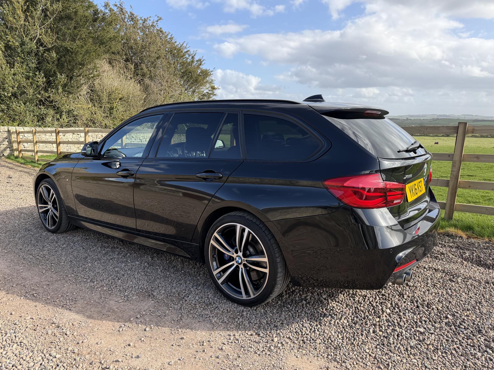 BMW 3 Series 2.0 320d M Sport Touring 5dr Diesel Auto xDrive Euro 6 (s/s) (190 ps)