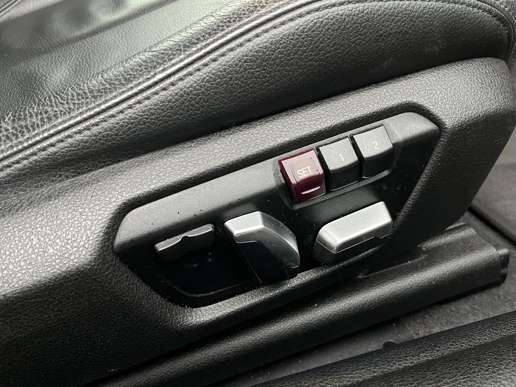 BMW 2 Series 3.0 M240i GPF Convertible 2dr Petrol Auto Euro 6 (s/s) (340 ps)