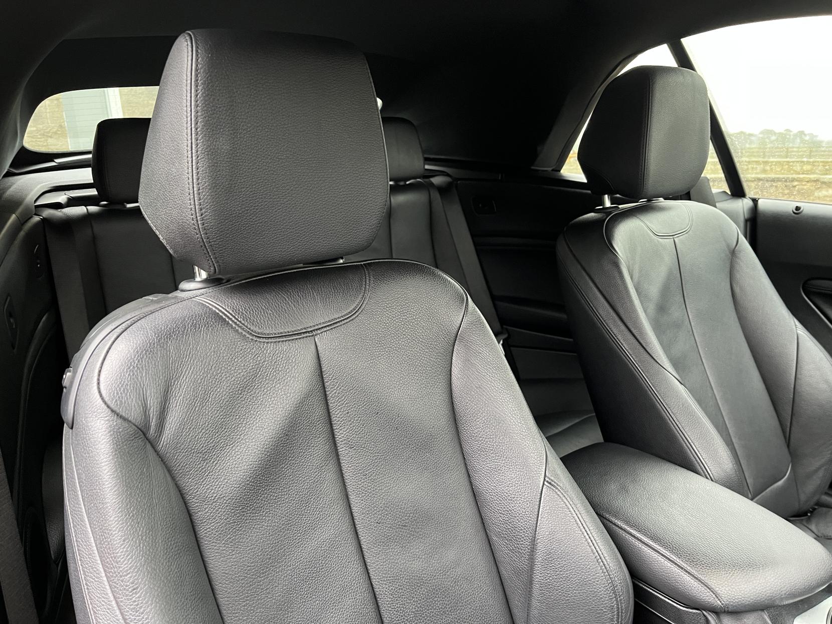 BMW 2 Series 3.0 M240i GPF Convertible 2dr Petrol Auto Euro 6 (s/s) (340 ps)