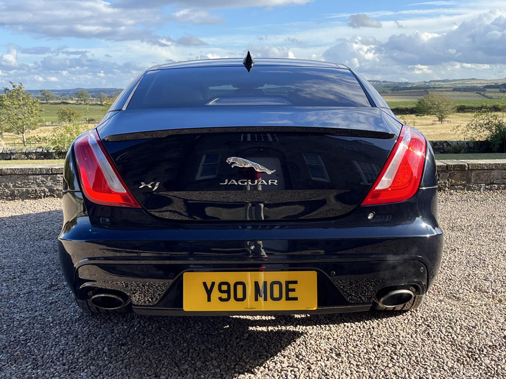 Jaguar XJ 3.0 R-Sport Saloon (2015 - 2020)