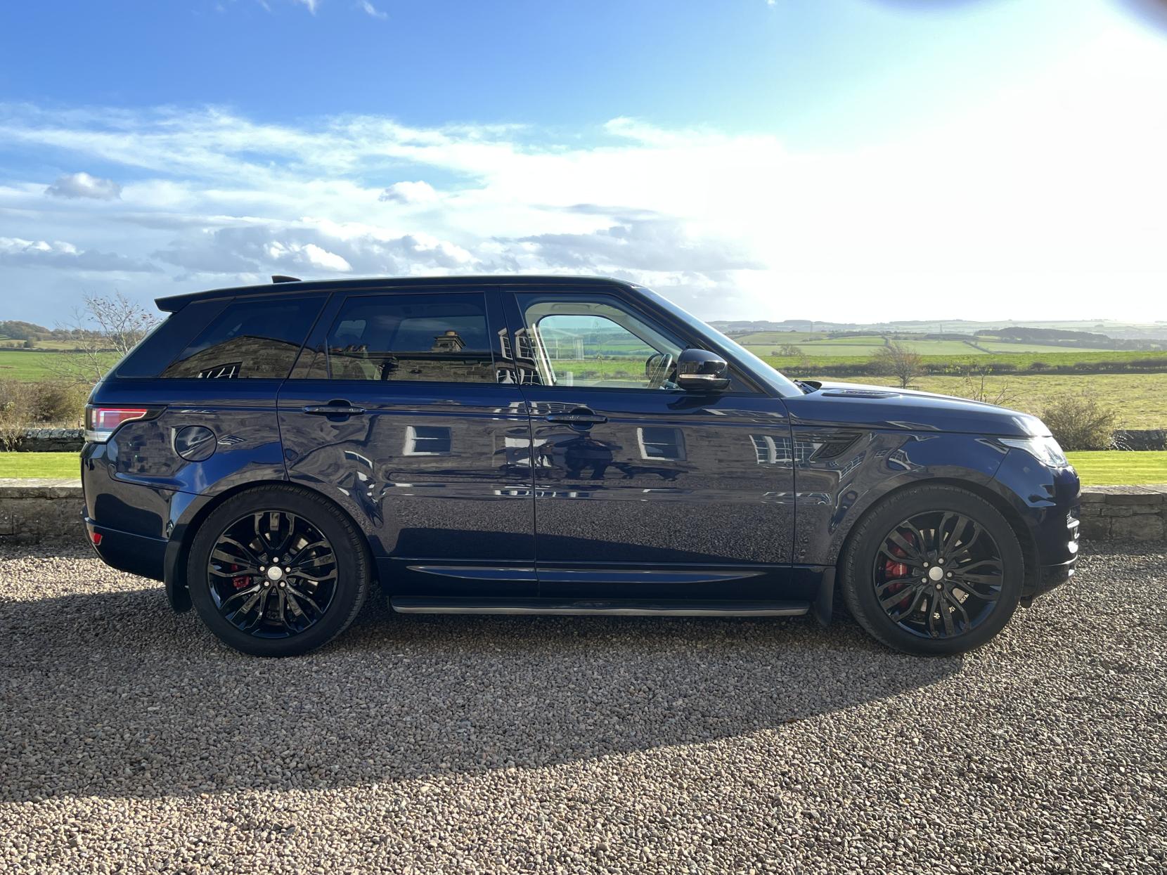 Land Rover Range Rover Sport 3.0 SD V6 HSE Dynamic SUV 5dr Diesel Auto 4WD Euro 6 (s/s) (306 ps)