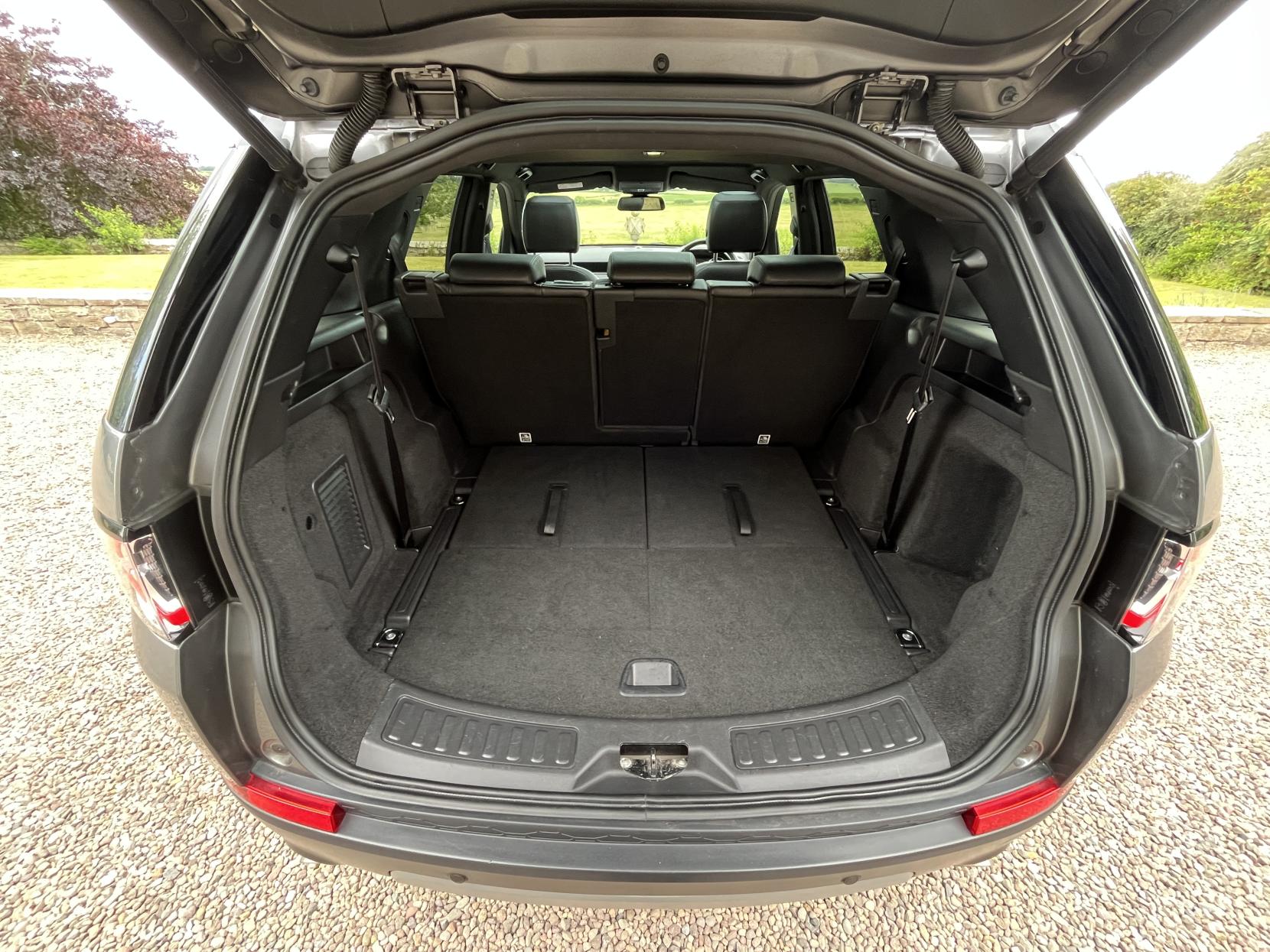 Land Rover Discovery Sport 2.0 TD4 Landmark SUV 5dr Diesel Auto 4WD Euro 6 (s/s) (180 ps)
