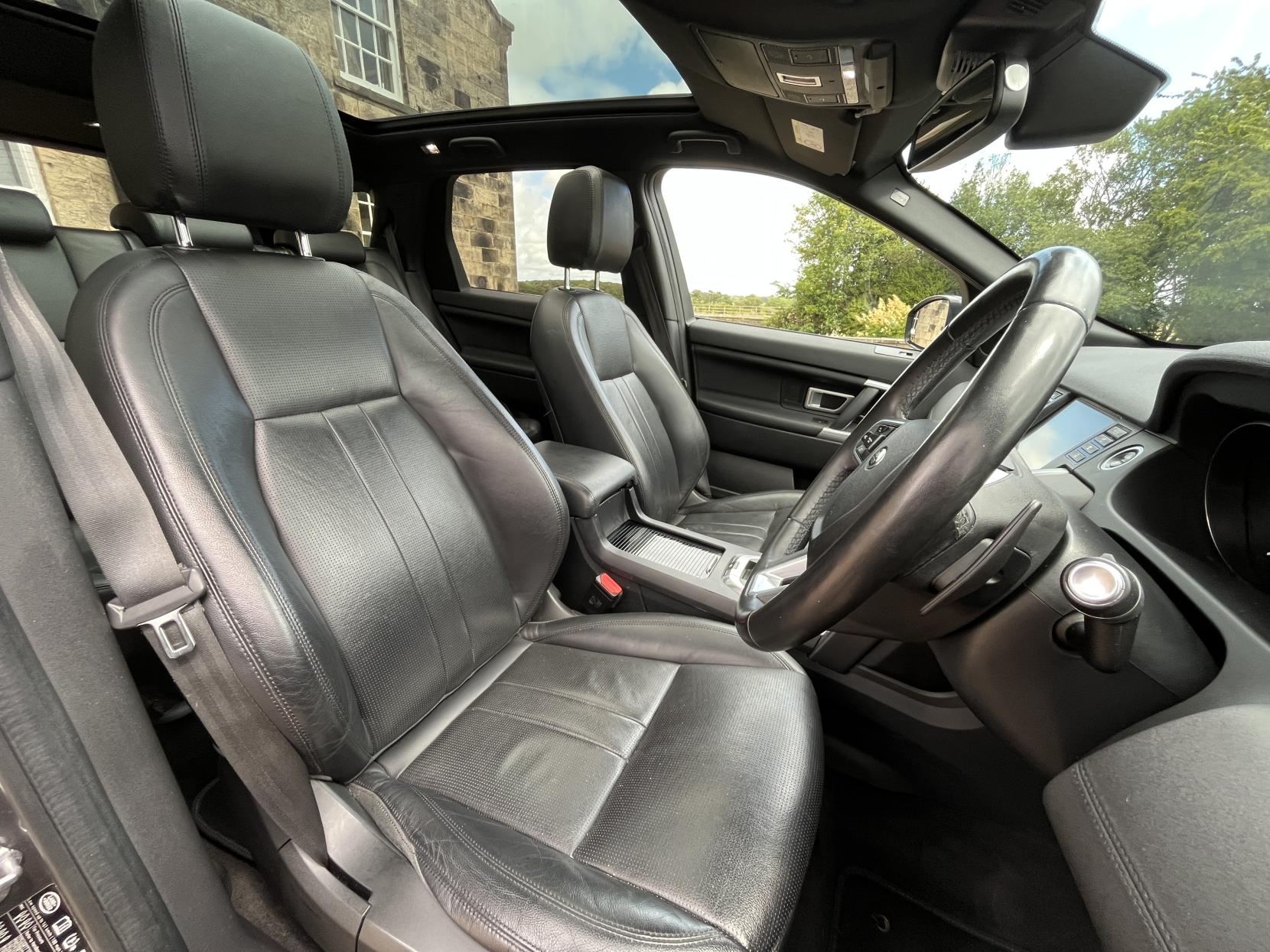 Land Rover Discovery Sport 2.0 TD4 Landmark SUV 5dr Diesel Auto 4WD Euro 6 (s/s) (180 ps)