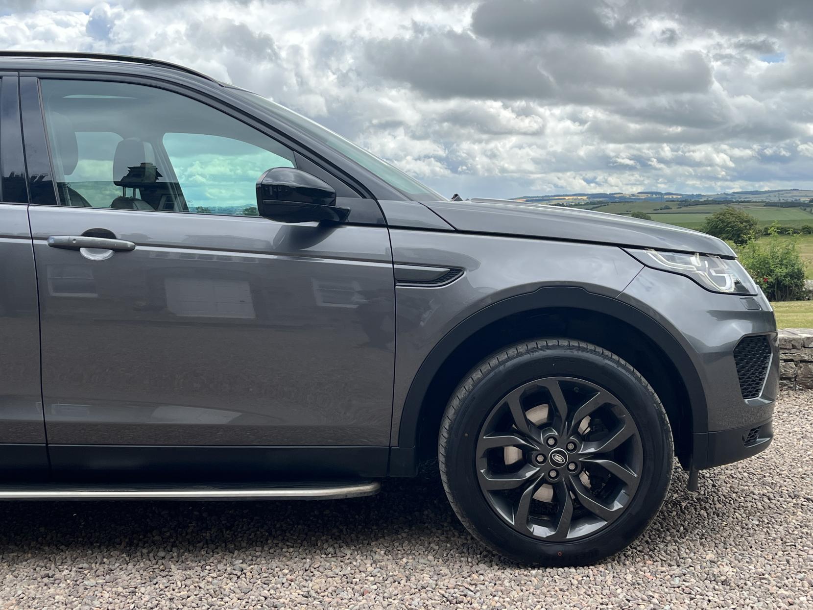 Land Rover Discovery Sport 2.0 TD4 Landmark SUV 5dr Diesel Auto 4WD Euro 6 (s/s) (180 ps)