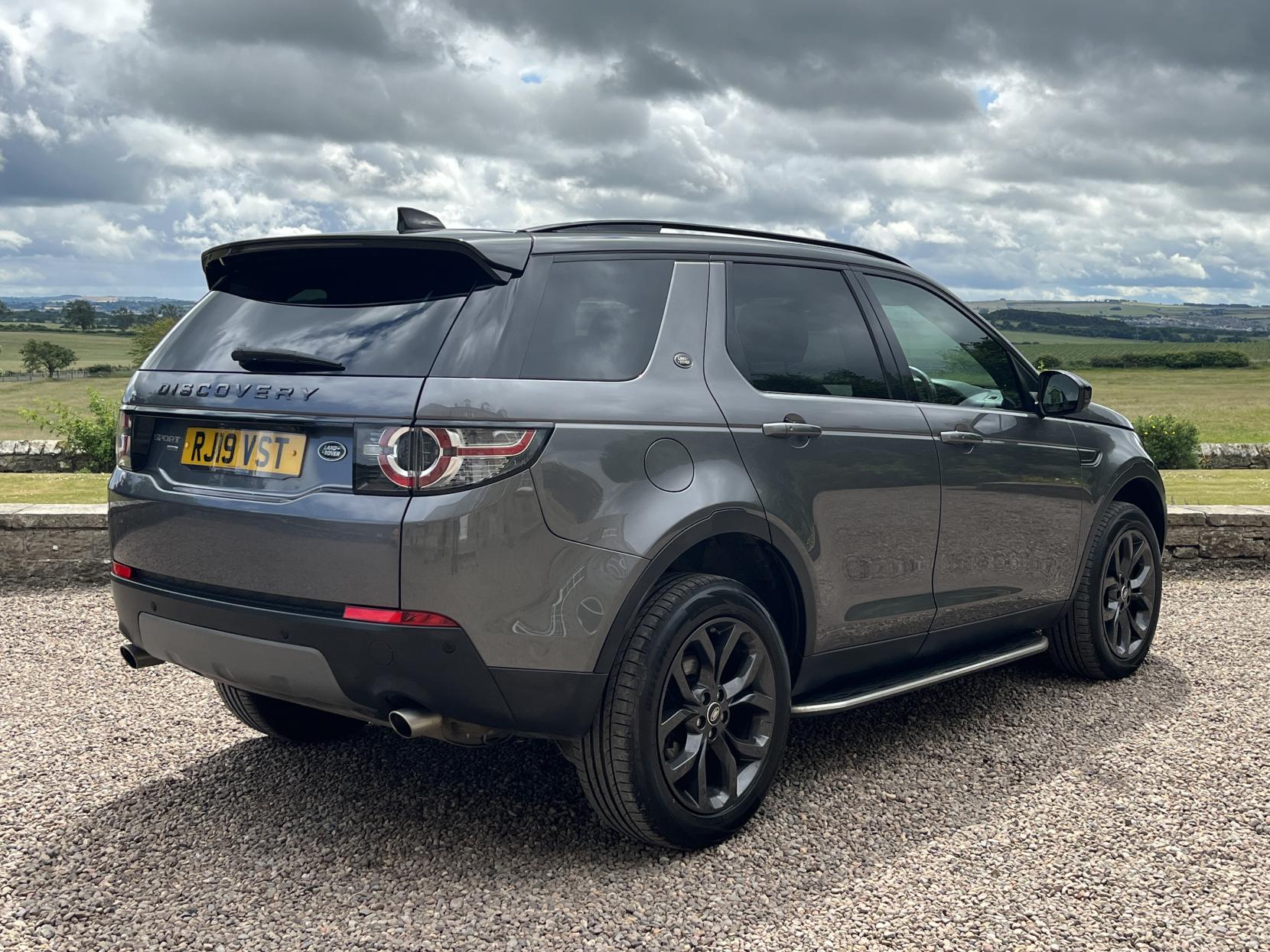 Land Rover Discovery Sport 2.0 TD4 Landmark SUV 5dr Diesel Auto 4WD Euro 6 (s/s) (180 ps)