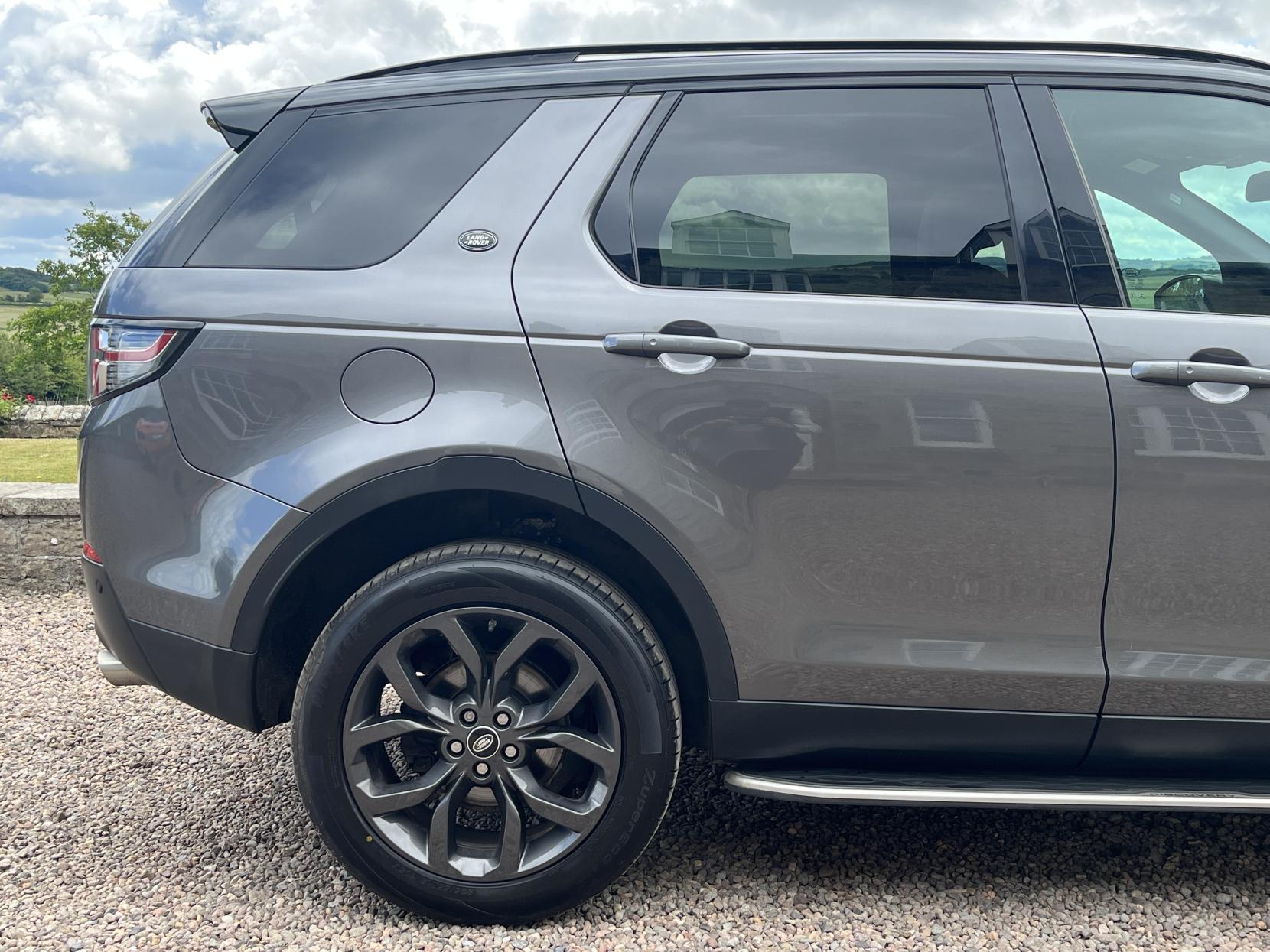 Land Rover Discovery Sport 2.0 TD4 Landmark SUV 5dr Diesel Auto 4WD Euro 6 (s/s) (180 ps)