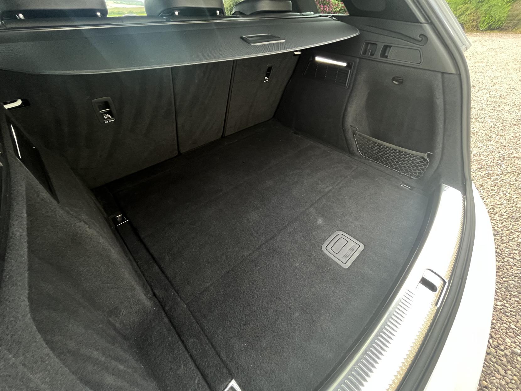 Audi Q5 2.0 TDI 40 Black Edition SUV 5dr Diesel S Tronic quattro Euro 6 (s/s) (190 ps)