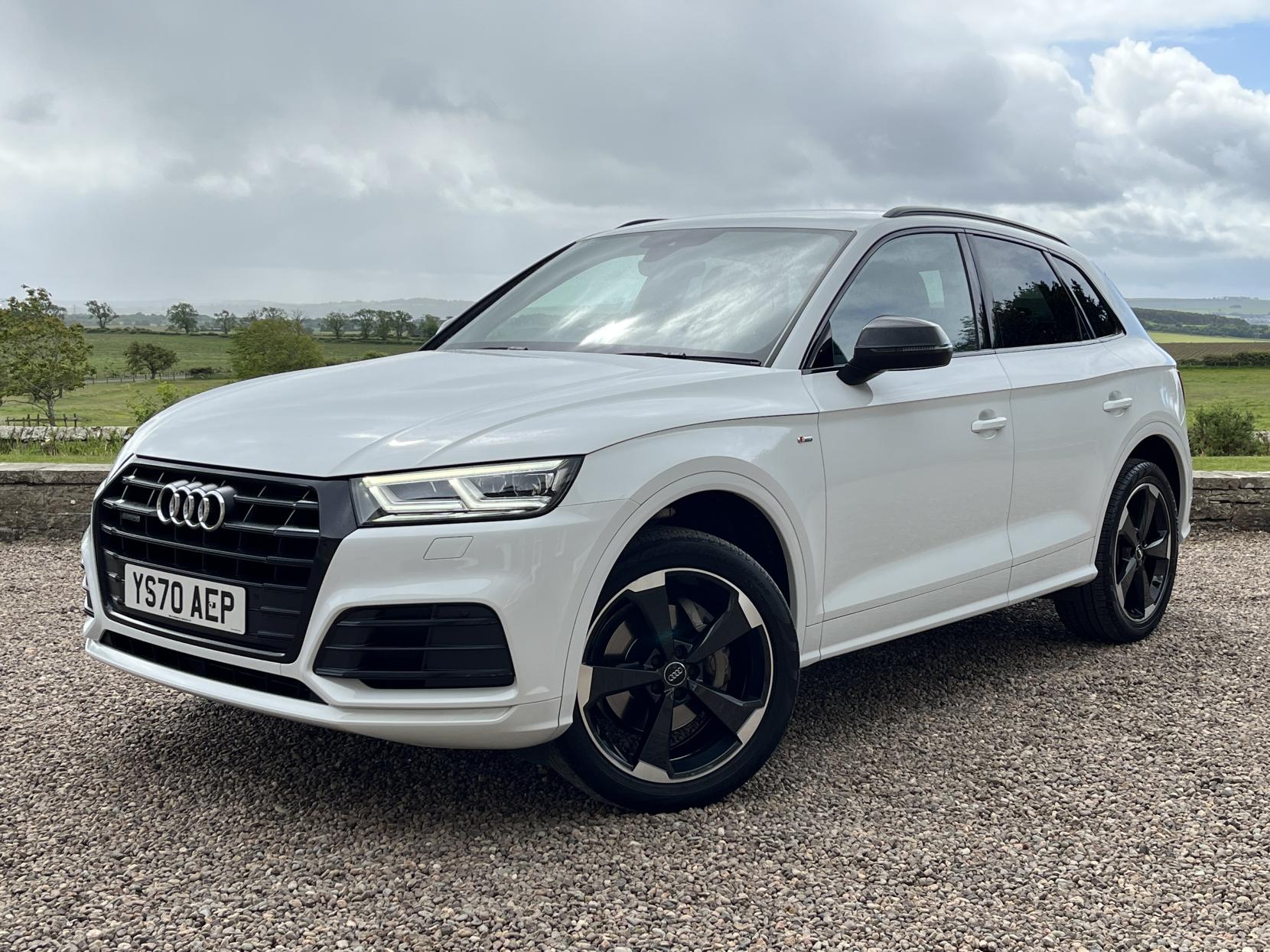 Audi Q5 2.0 TDI 40 Black Edition SUV 5dr Diesel S Tronic quattro Euro 6 (s/s) (190 ps)