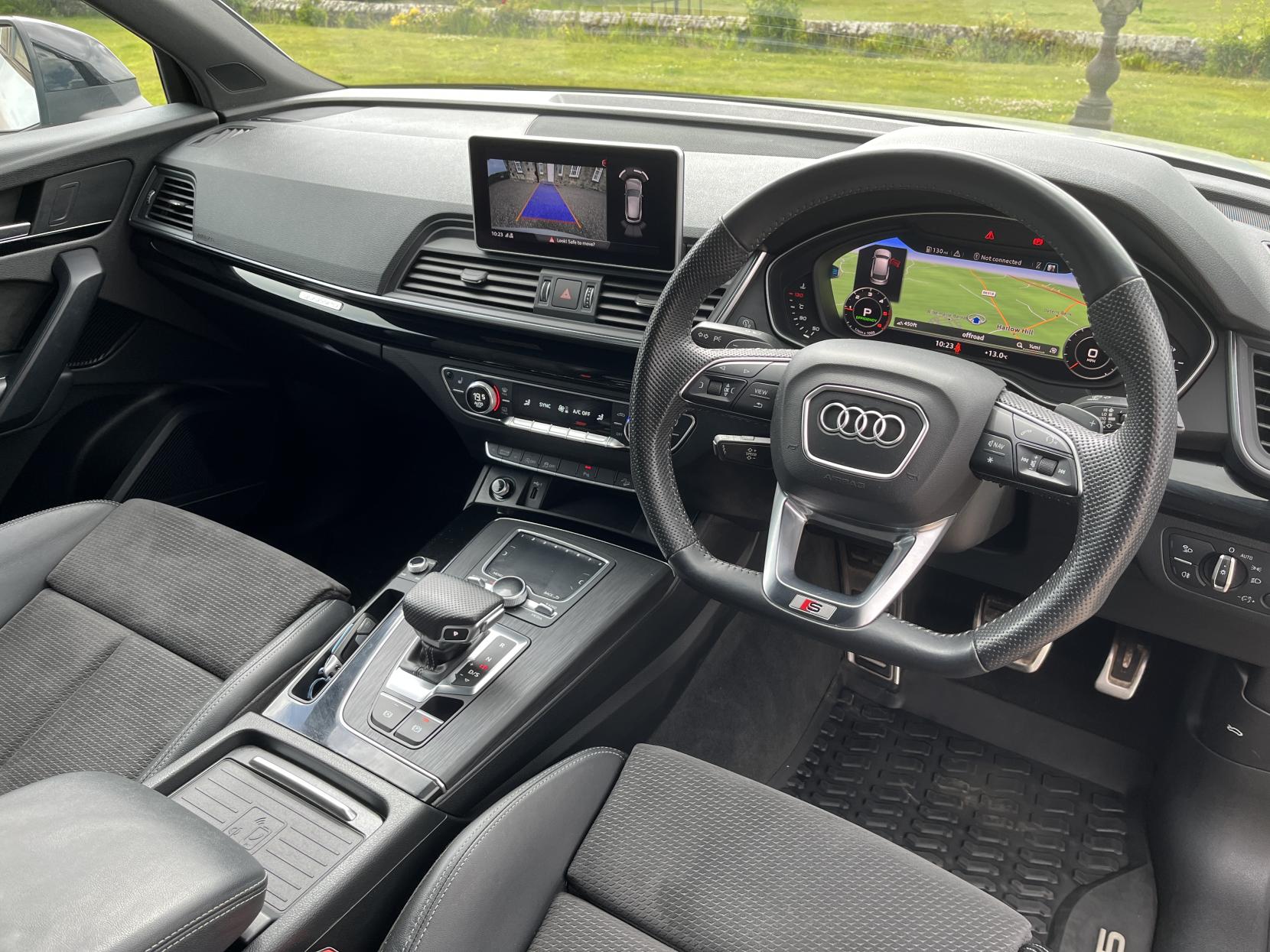 Audi Q5 2.0 TDI 40 Black Edition SUV 5dr Diesel S Tronic quattro Euro 6 (s/s) (190 ps)