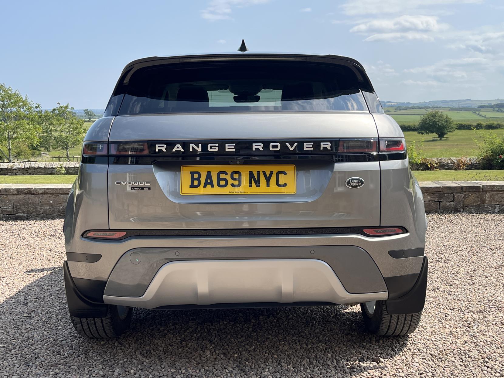 Land Rover Range Rover Evoque 2.0 D180 SE SUV 5dr Diesel Auto 4WD Euro 6 (s/s) (180 ps)