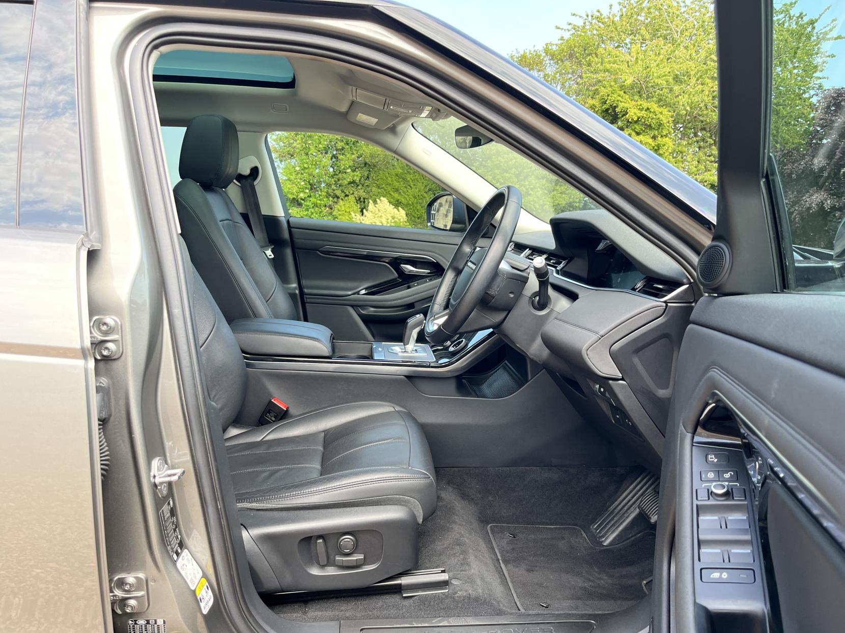 Land Rover Range Rover Evoque 2.0 D180 SE SUV 5dr Diesel Auto 4WD Euro 6 (s/s) (180 ps)
