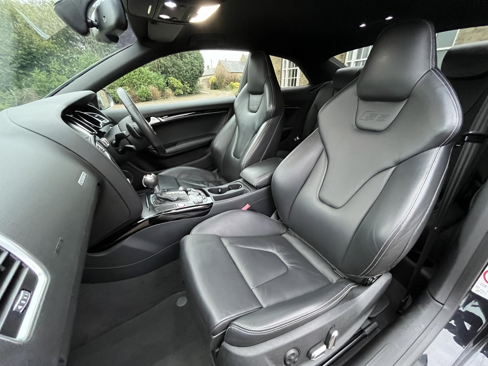 Audi S5 3.0 TFSI V6 Black Edition Coupe 2dr Petrol S Tronic quattro Euro 5 (s/s) (333 ps)