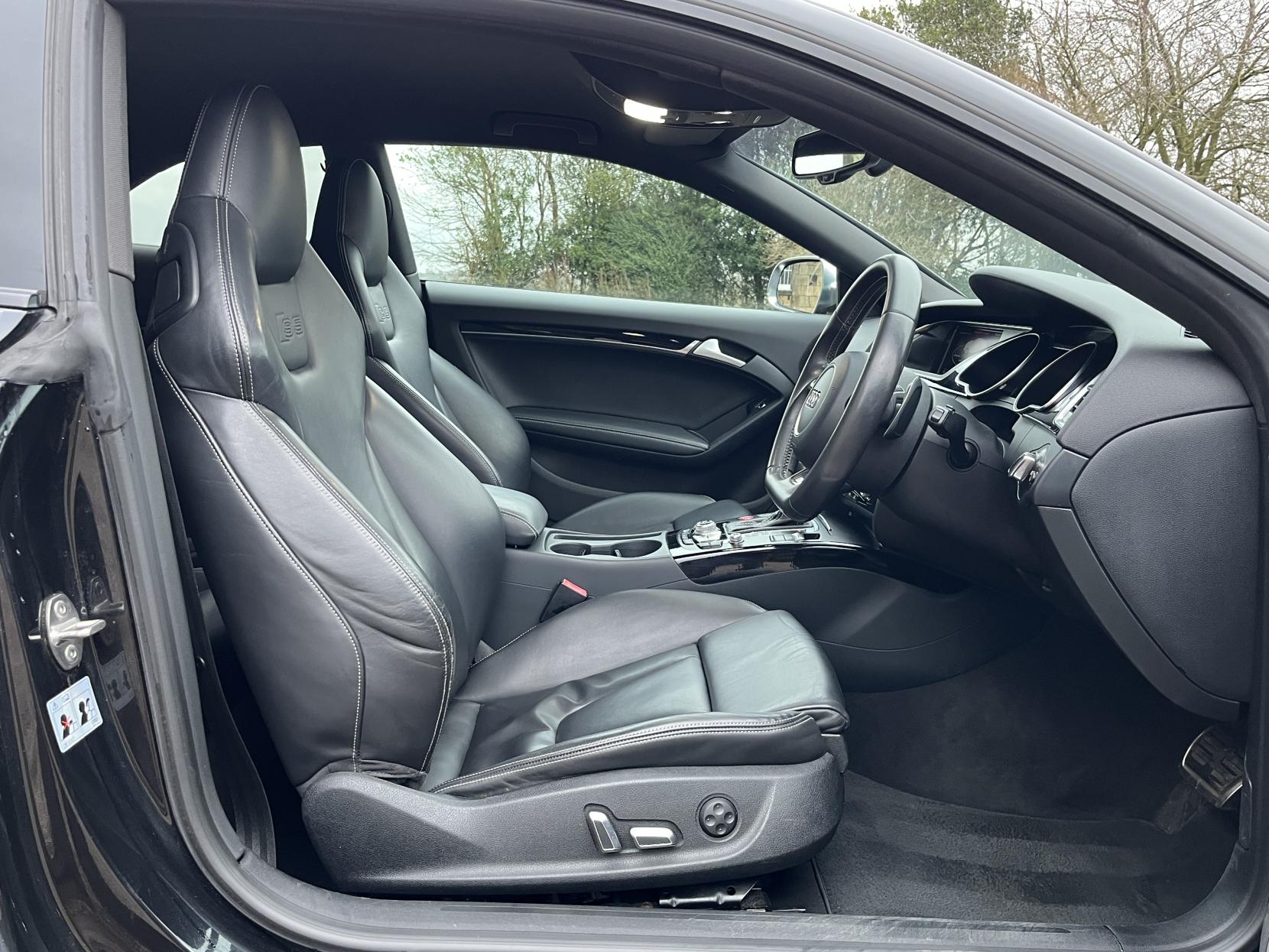 Audi S5 3.0 TFSI V6 Black Edition Coupe 2dr Petrol S Tronic quattro Euro 5 (s/s) (333 ps)