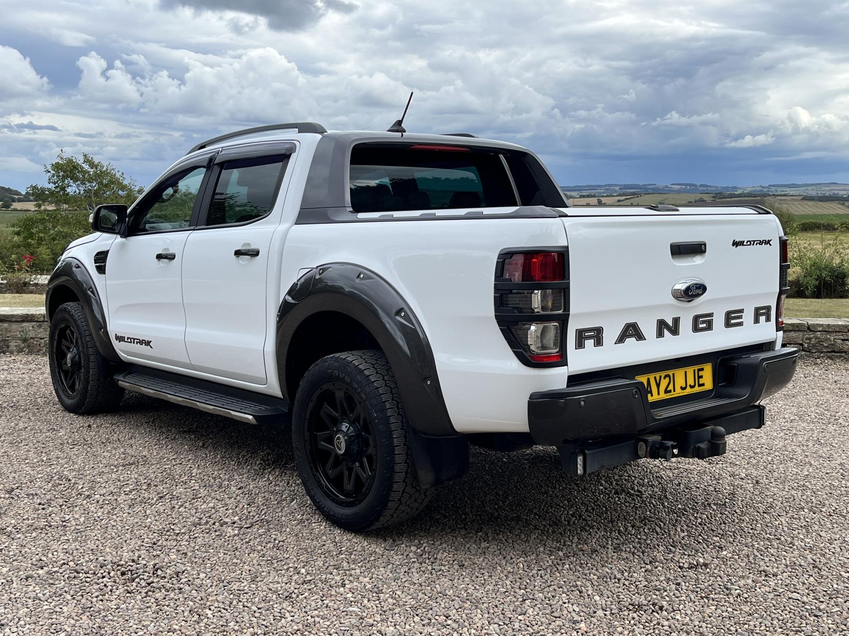 Ford Ranger 2.0 EcoBlue Wildtrak Pickup Double Cab 4dr Diesel Auto 4WD Euro 6 (s/s) (213 ps)
