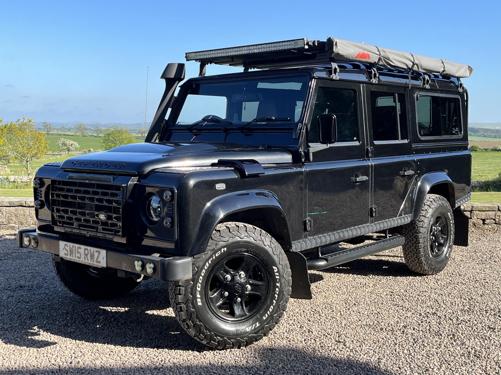 Land Rover Defender 110 2.2 TDCi XS SUV Double Cab 5dr Diesel Manual 4WD MWB Euro 5 (122 ps)