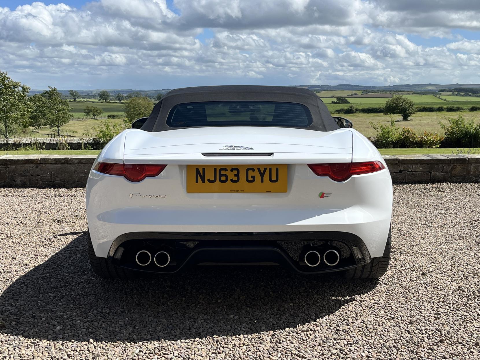 Jaguar F-Type 5.0 V8 S Convertible 2dr Petrol Auto Euro 5 (s/s) (495 ps)