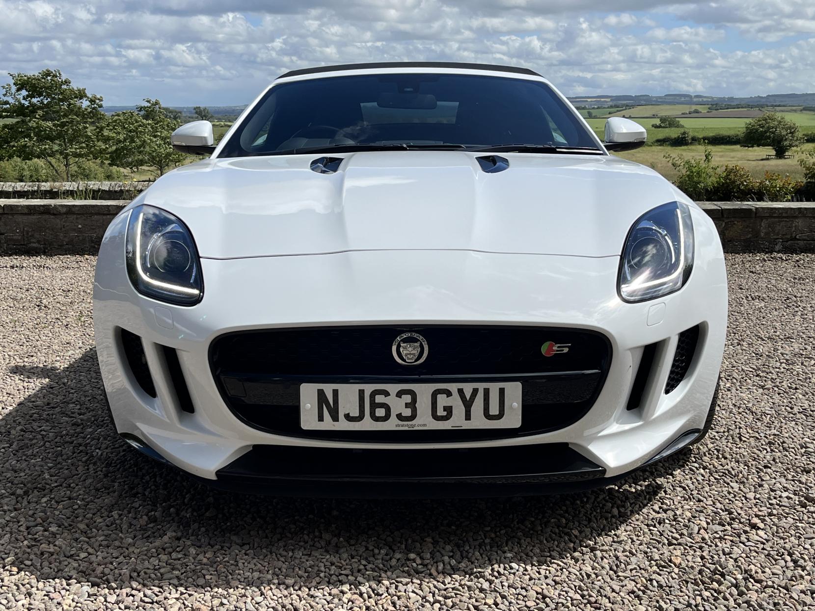 Jaguar F-Type 5.0 V8 S Convertible 2dr Petrol Auto Euro 5 (s/s) (495 ps)