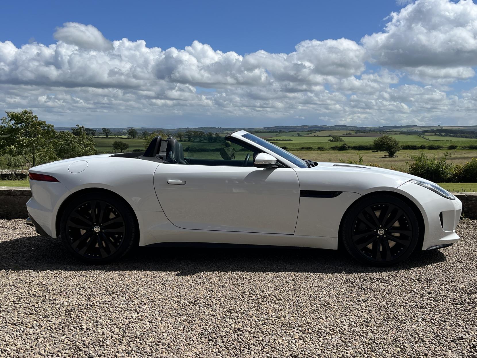 Jaguar F-Type 5.0 V8 S Convertible 2dr Petrol Auto Euro 5 (s/s) (495 ps)