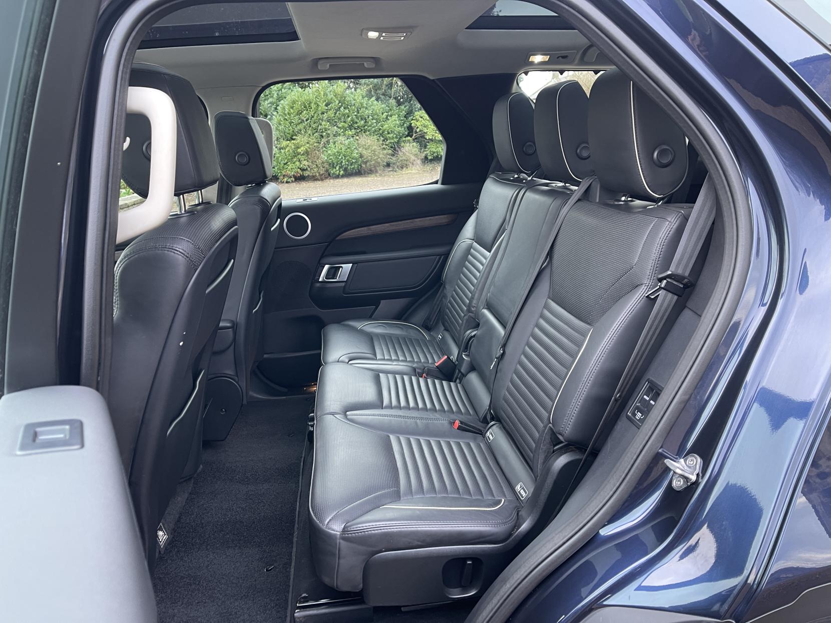 Land Rover Discovery 3.0 TD V6 HSE SUV 5dr Diesel Auto 4WD Euro 6 (s/s) (258 ps)