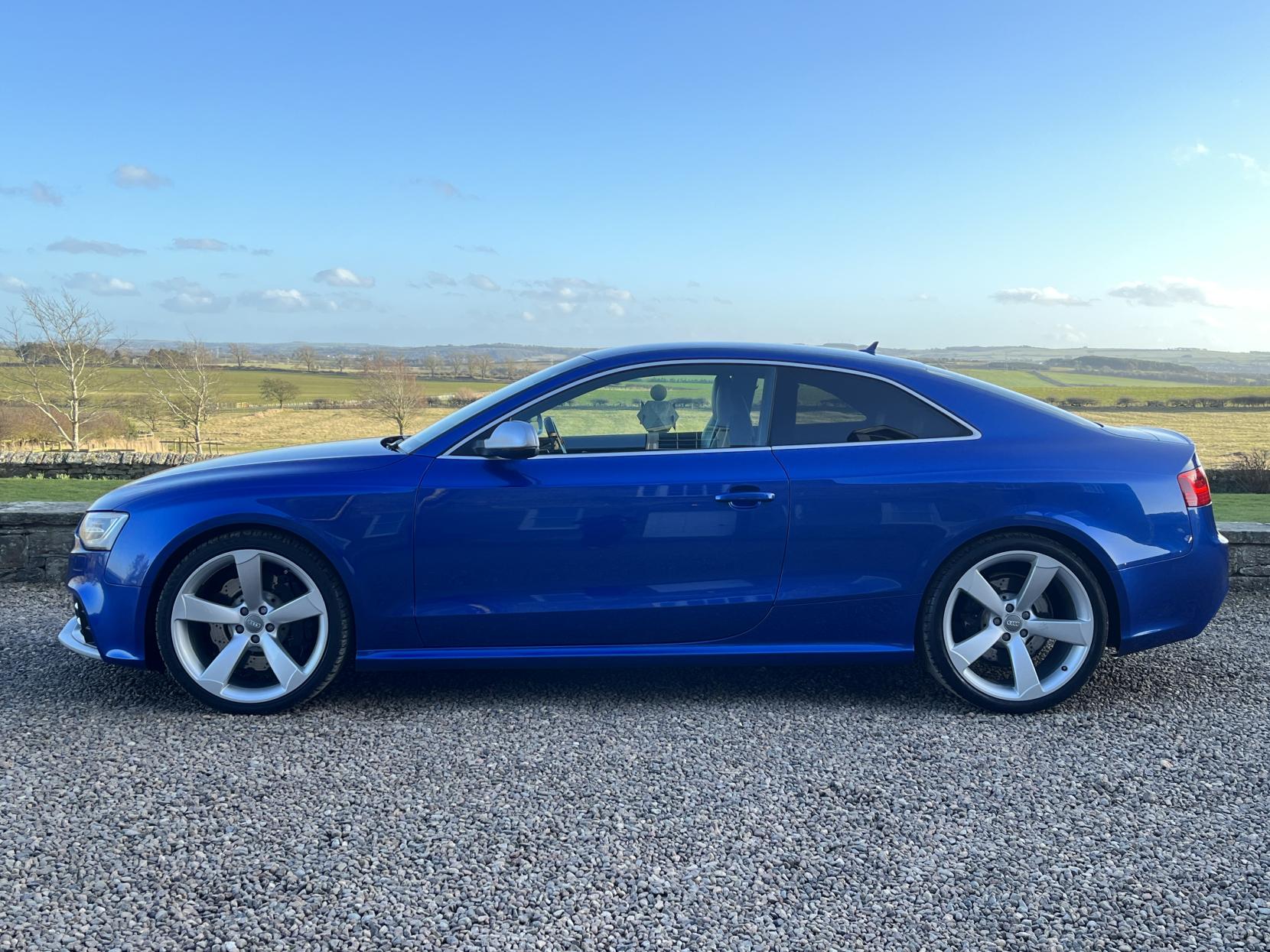 Audi RS5 4.2 FSI V8 Coupe 2dr Petrol S Tronic quattro Euro 5 (450 ps)