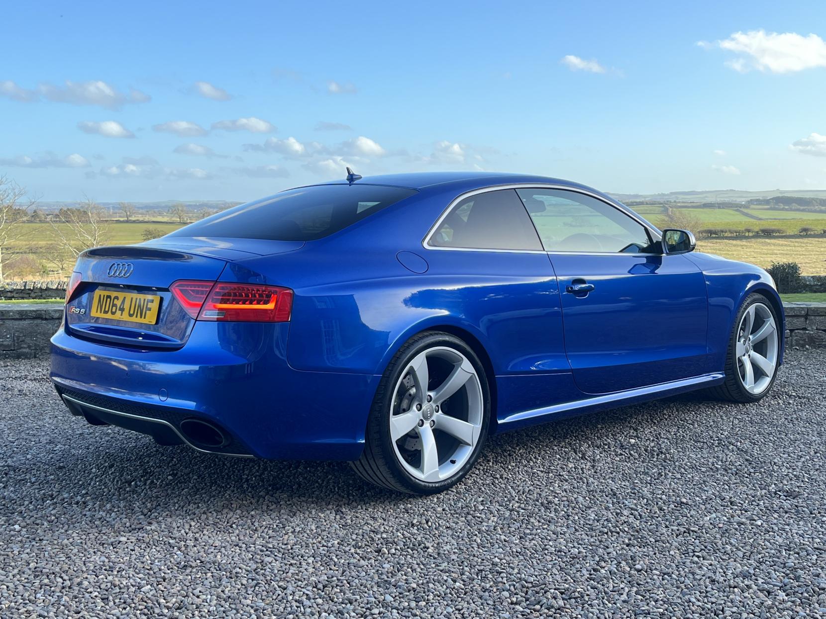 Audi RS5 4.2 FSI V8 Coupe 2dr Petrol S Tronic quattro Euro 5 (450 ps)