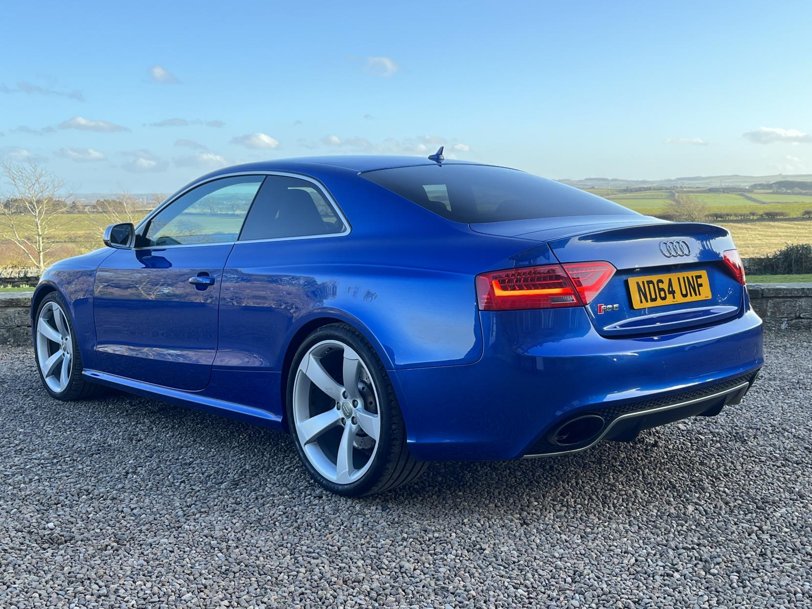 Audi RS5 4.2 FSI V8 Coupe 2dr Petrol S Tronic quattro Euro 5 (450 ps)