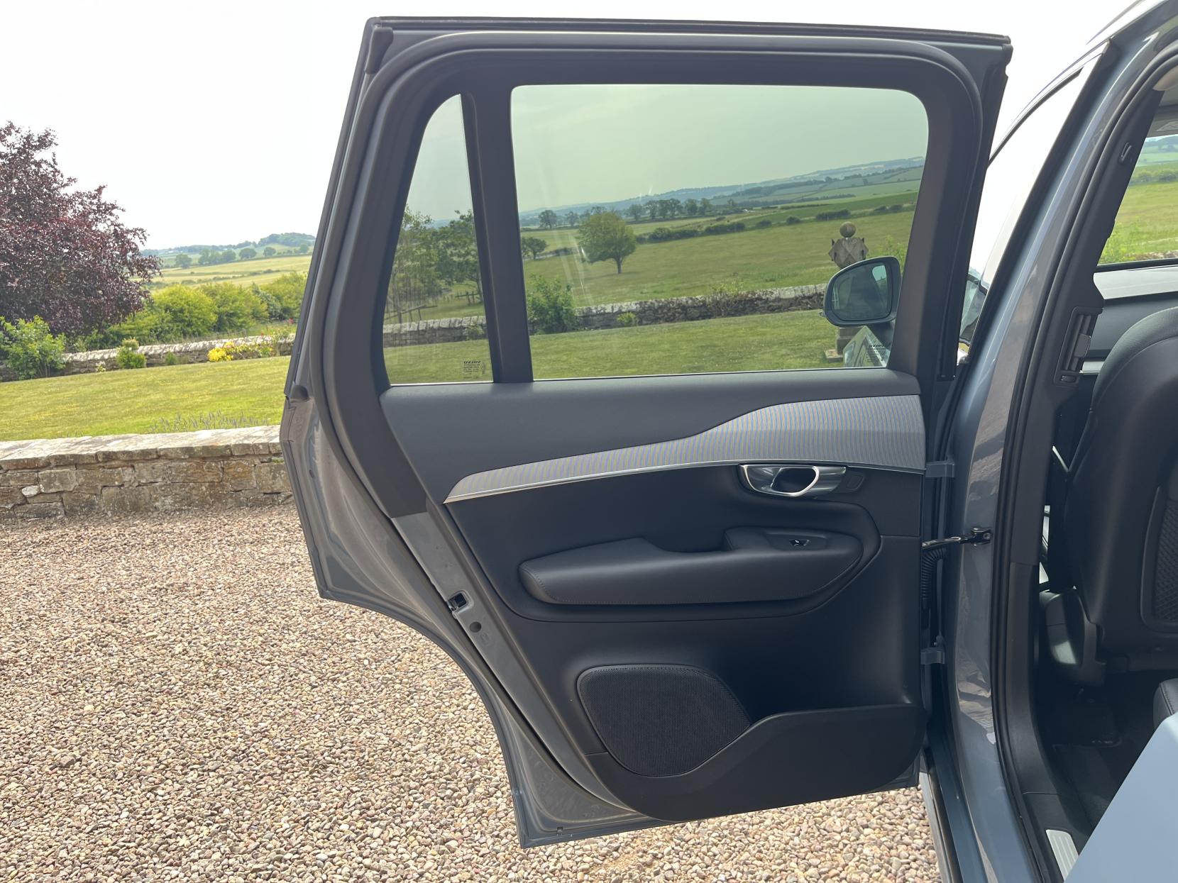 Volvo XC90 2.0 B5 MHEV Core SUV 5dr Petrol Hybrid Auto 4WD Euro 6 (s/s) (250 ps)