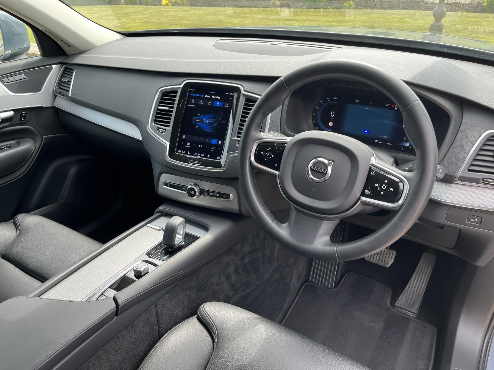 Volvo XC90 2.0 B5 MHEV Core SUV 5dr Petrol Hybrid Auto 4WD Euro 6 (s/s) (250 ps)