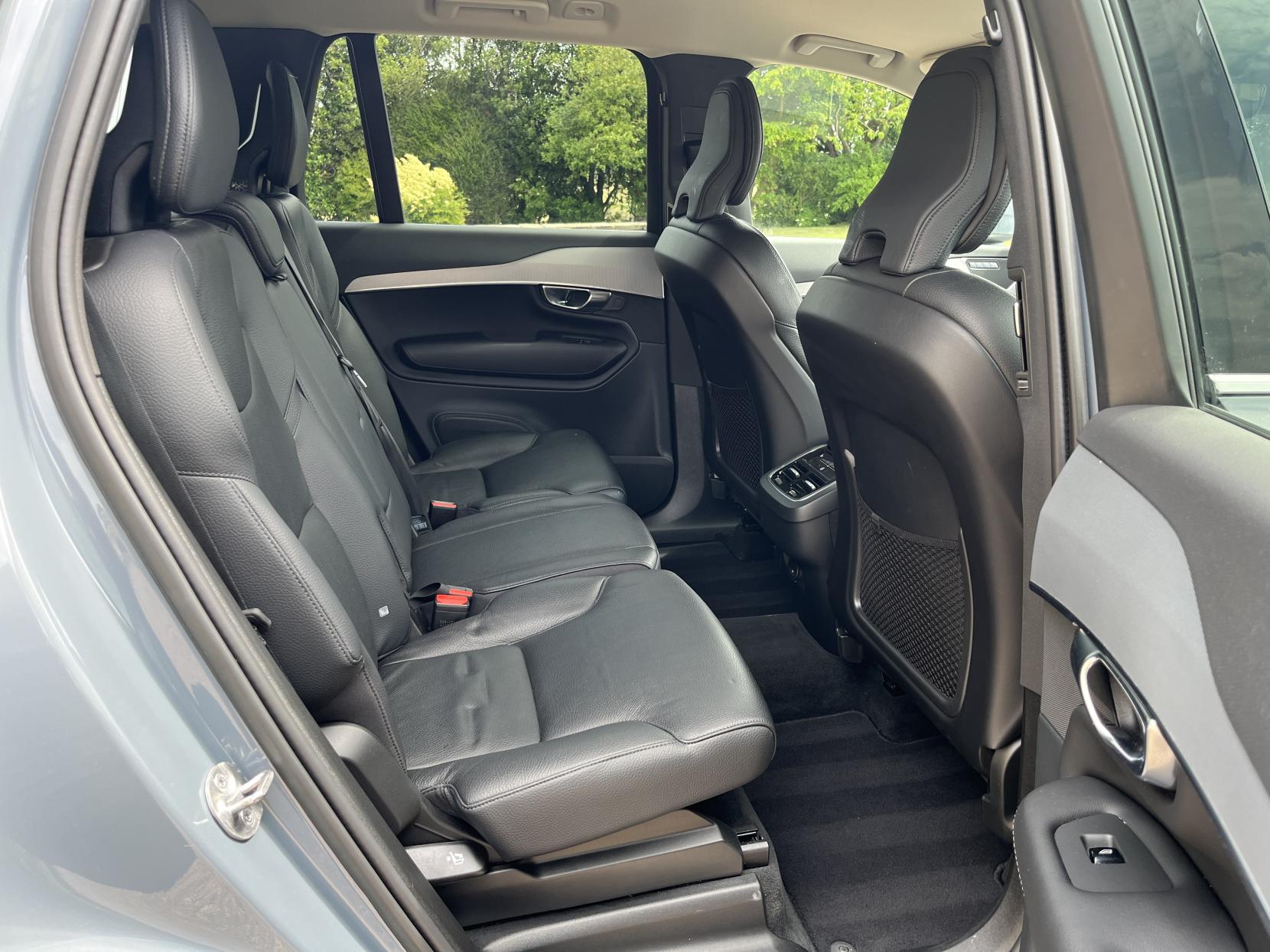 Volvo XC90 2.0 B5 MHEV Core SUV 5dr Petrol Hybrid Auto 4WD Euro 6 (s/s) (250 ps)