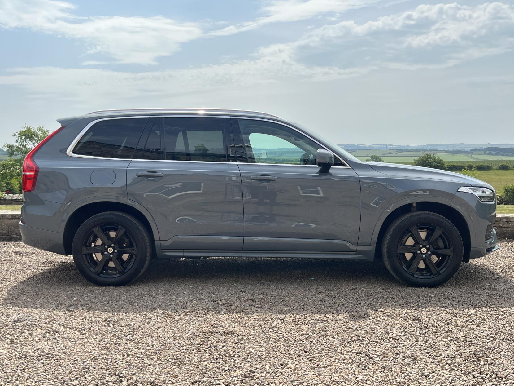 Volvo XC90 2.0 B5 MHEV Core SUV 5dr Petrol Hybrid Auto 4WD Euro 6 (s/s) (250 ps)