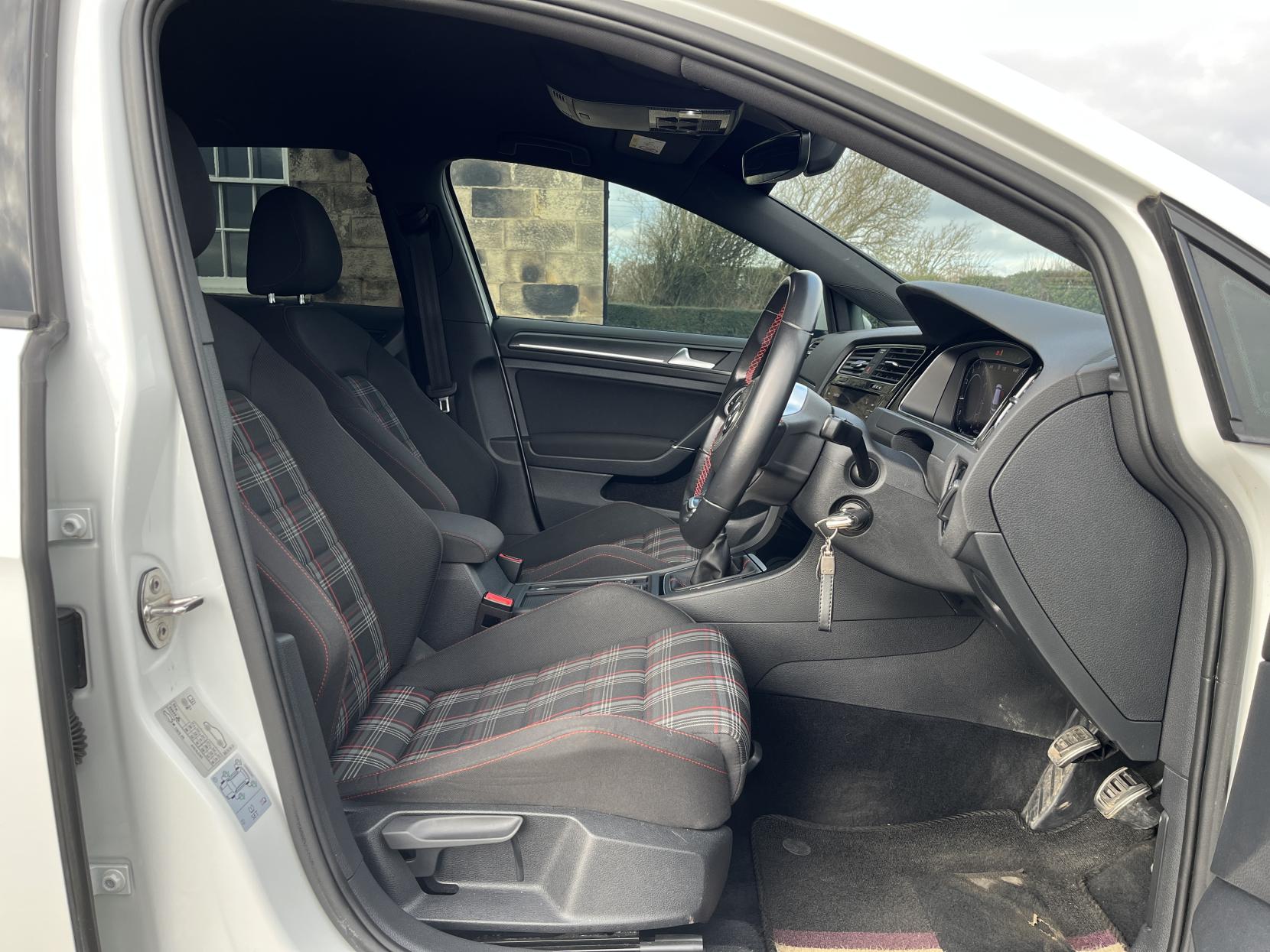 Volkswagen Golf 2.0 TSI GTI Hatchback 5dr Petrol Manual Euro 6 (s/s) (230 ps)