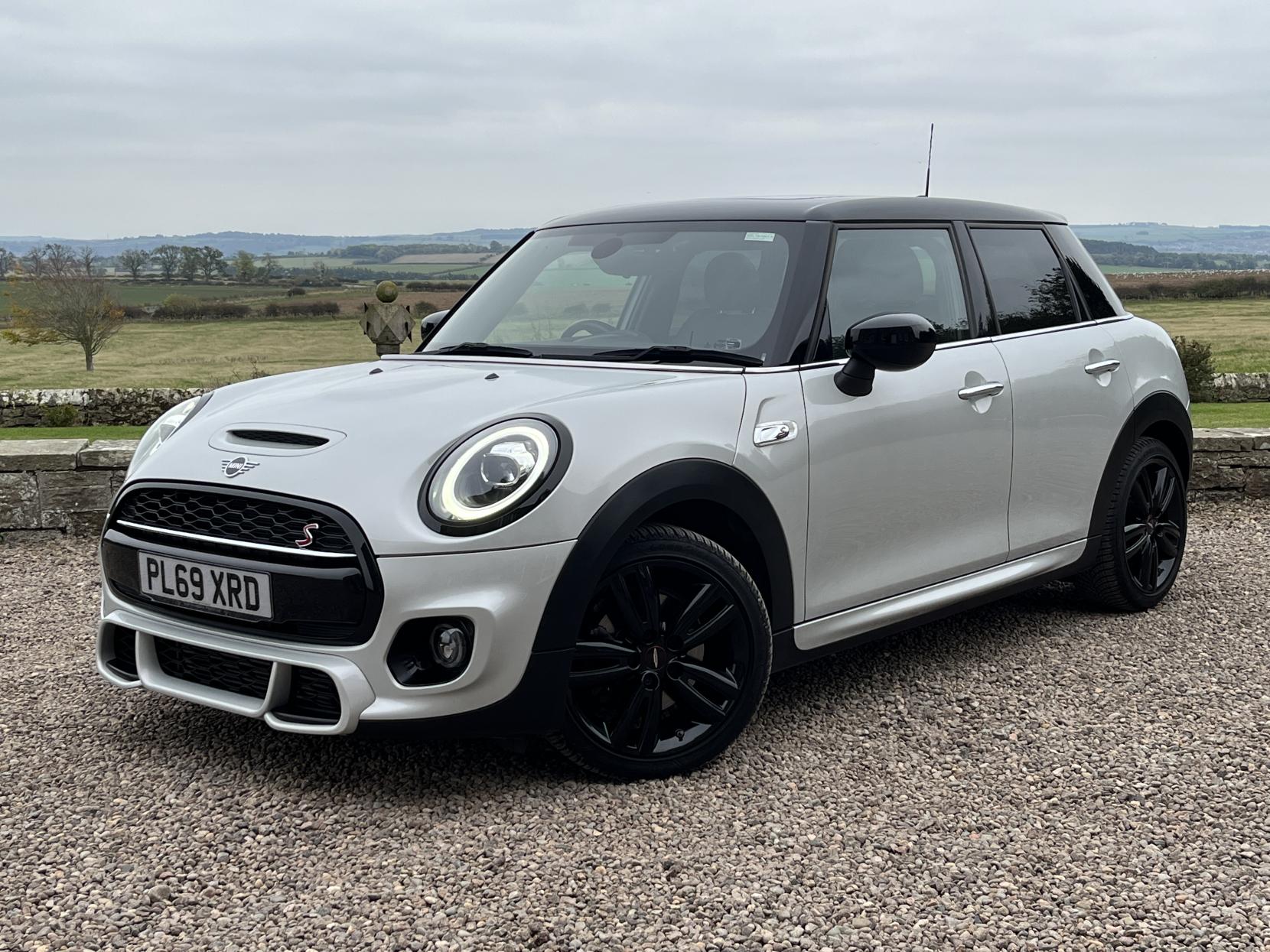 MINI Hatch 2.0 Cooper S Sport Hatchback 5dr Petrol Steptronic Euro 6 (s/s) (192 ps)