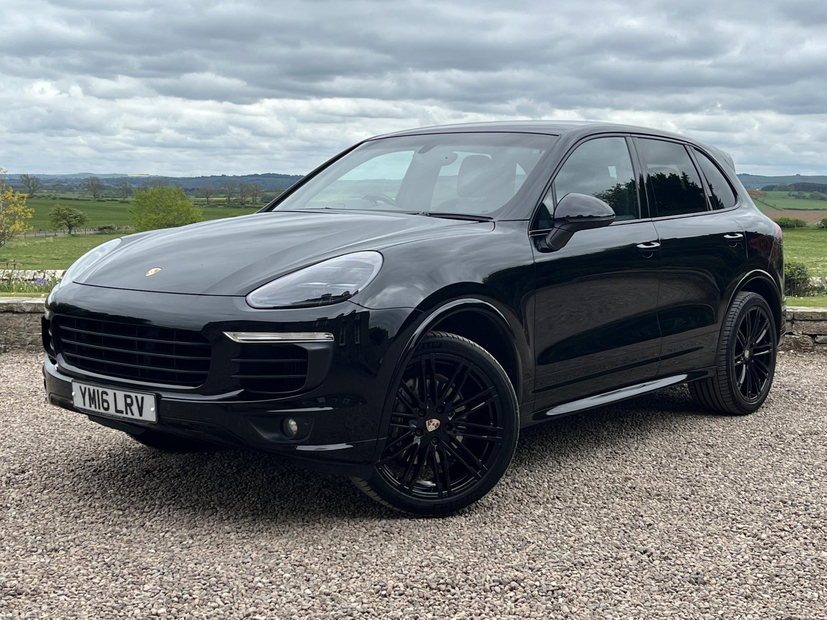 Porsche Cayenne 3.0 TD V6 SUV 5dr Diesel TiptronicS 4WD Euro 6 (s/s) (262 ps)