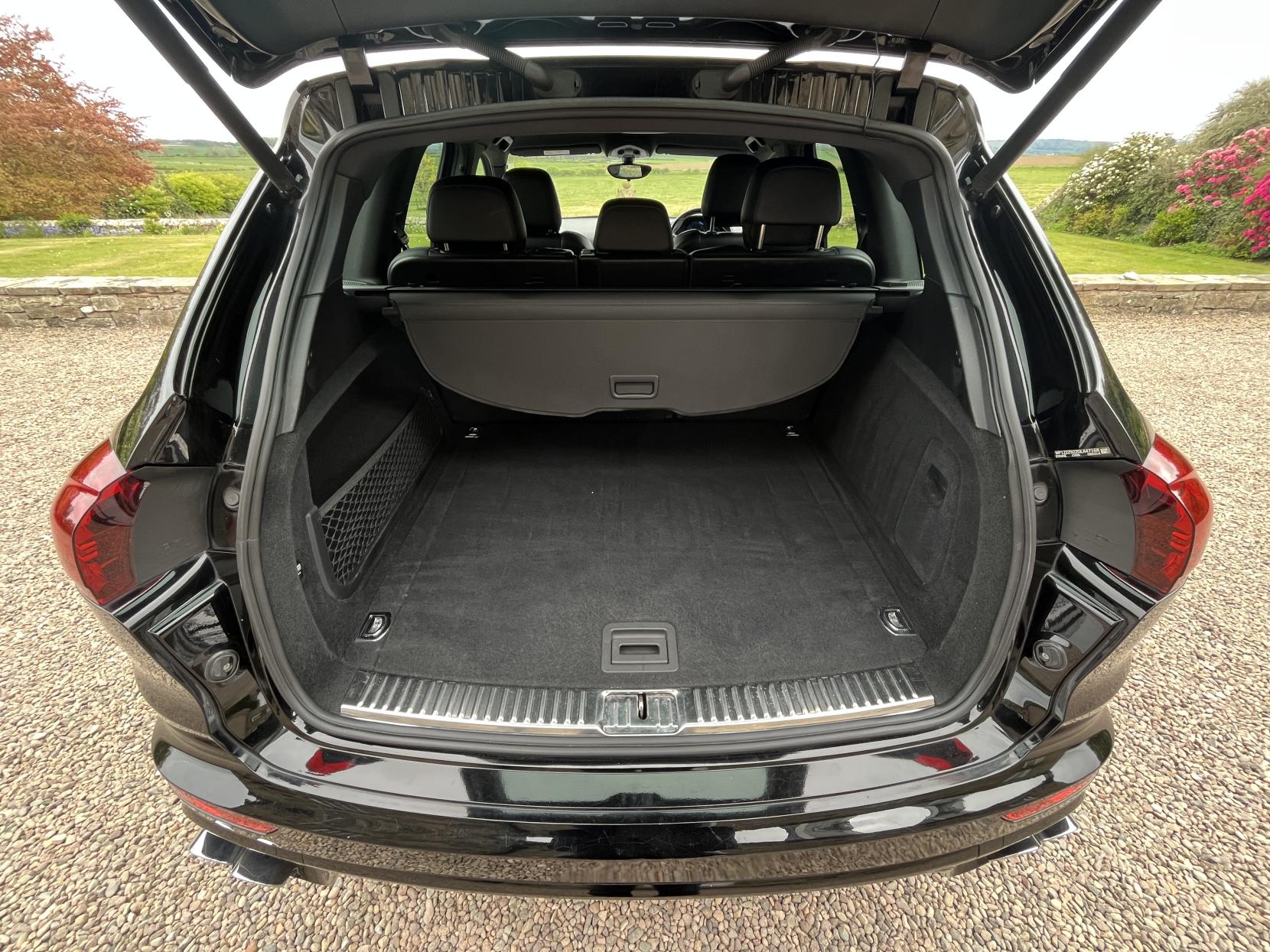 Porsche Cayenne 3.0 TD V6 SUV 5dr Diesel TiptronicS 4WD Euro 6 (s/s) (262 ps)