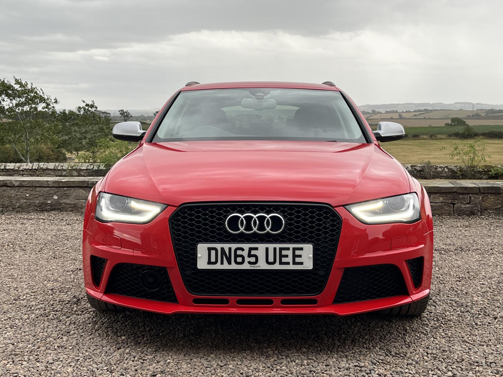 Audi RS4 Avant 4.2 FSI V8 Estate 5dr Petrol S Tronic quattro Euro 5 (450 ps)