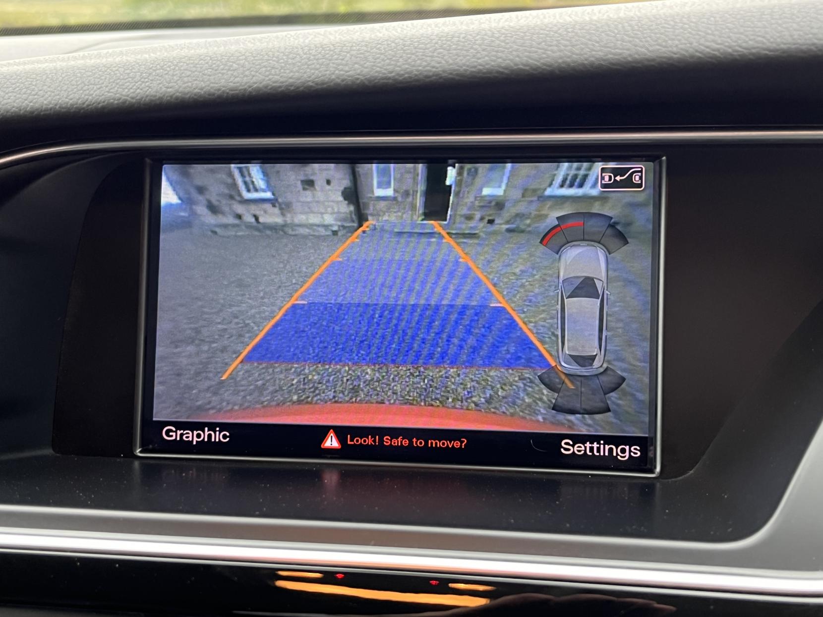 Audi RS4 Avant 4.2 FSI V8 Estate 5dr Petrol S Tronic quattro Euro 5 (450 ps)