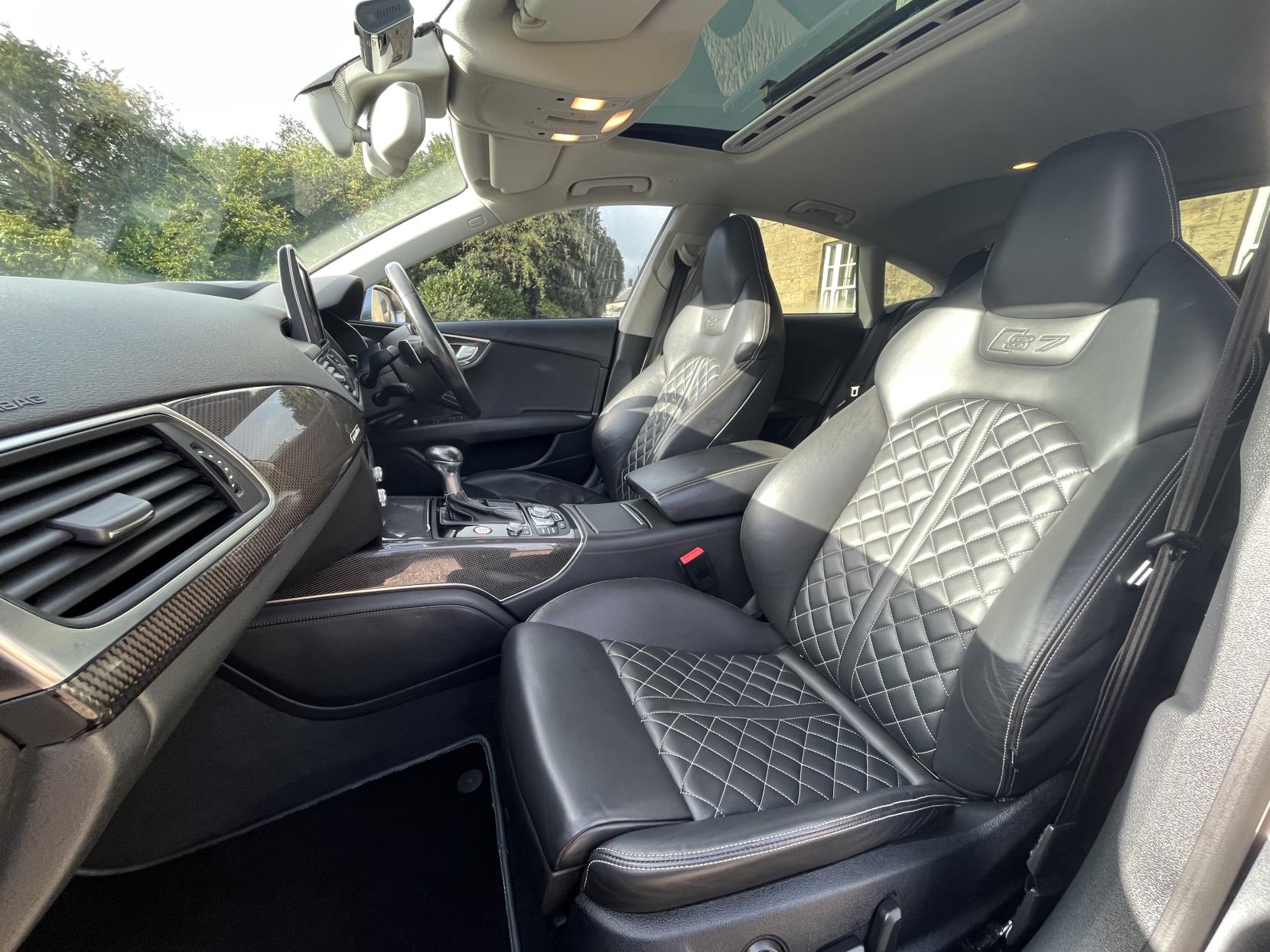 Audi S7 4.0 TFSI V8 Sportback 5dr Petrol S Tronic quattro Euro 5 (s/s) (420 ps)