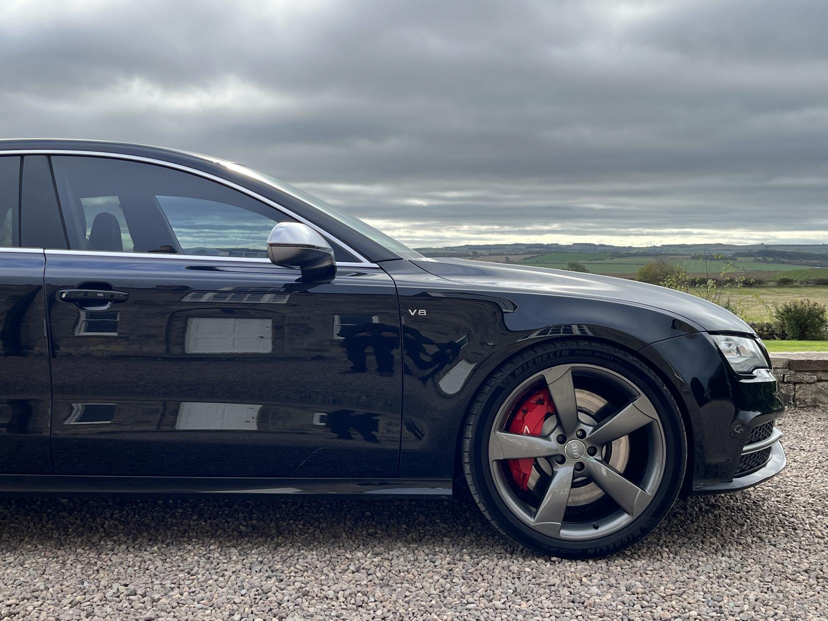 Audi S7 4.0 TFSI V8 Sportback 5dr Petrol S Tronic quattro Euro 5 (s/s) (420 ps)