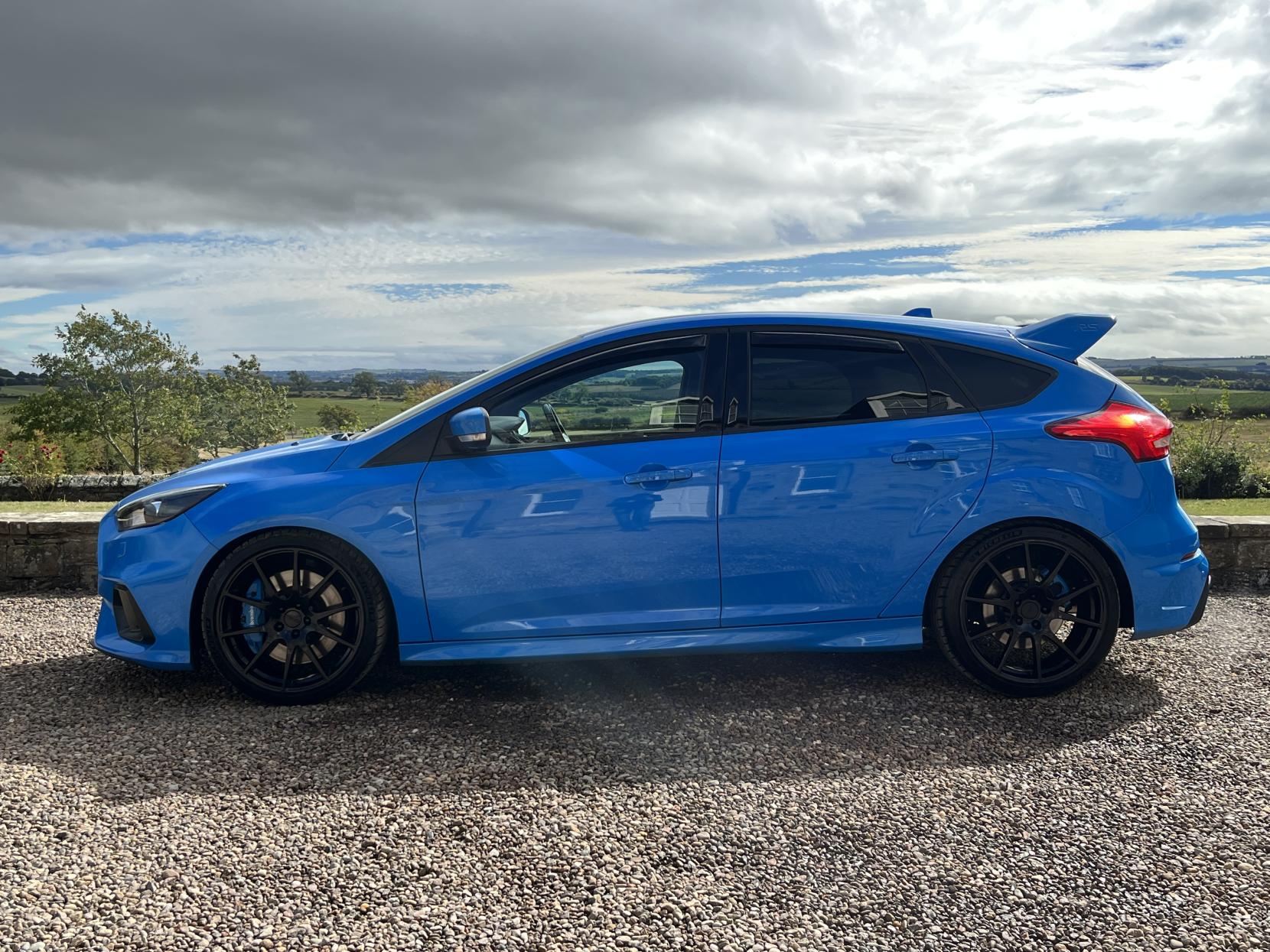 Ford Focus 2.3T EcoBoost RS Hatchback 5dr Petrol Manual AWD Euro 6 (s/s) (350 ps)