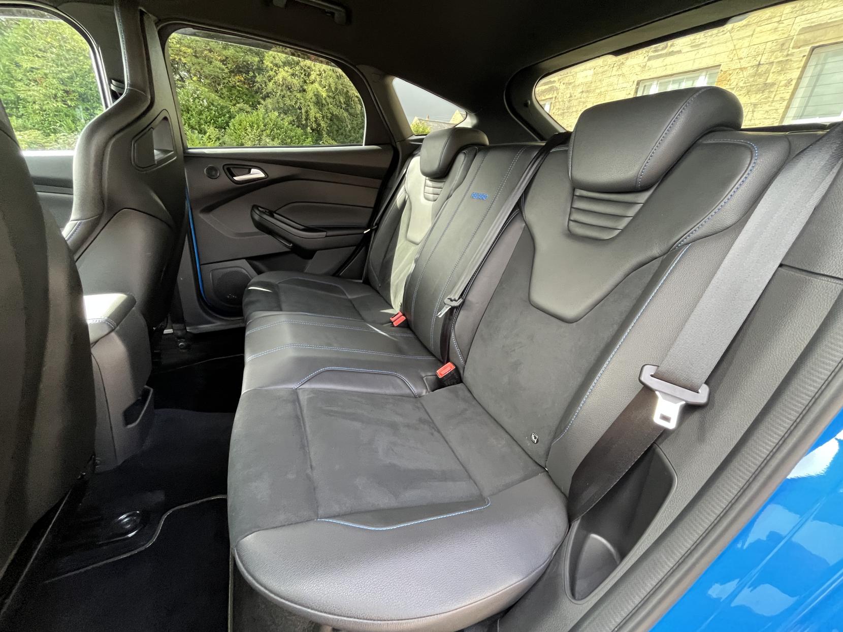 Ford Focus 2.3T EcoBoost RS Hatchback 5dr Petrol Manual AWD Euro 6 (s/s) (350 ps)