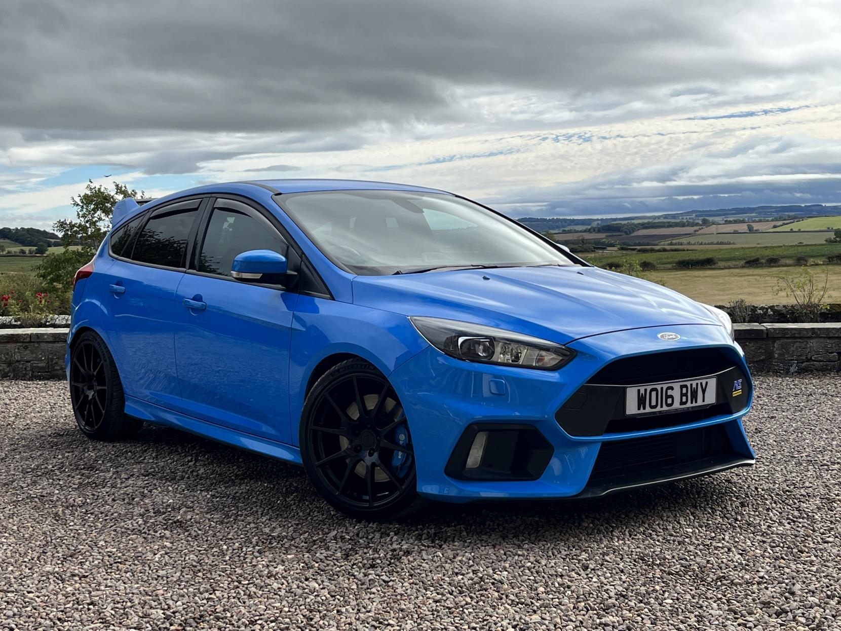 Ford Focus 2.3T EcoBoost RS Hatchback 5dr Petrol Manual AWD Euro 6 (s/s) (350 ps)