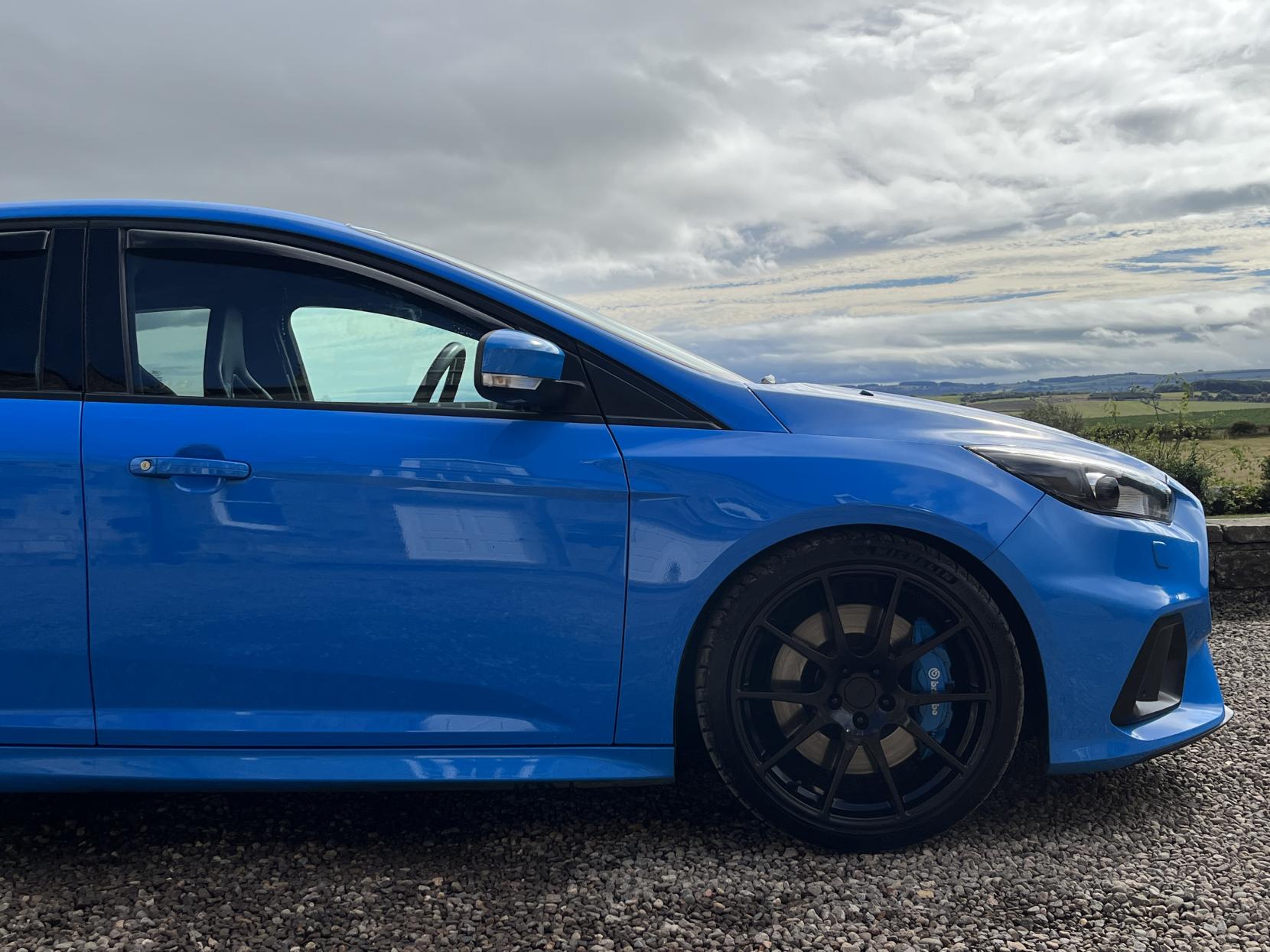 Ford Focus 2.3T EcoBoost RS Hatchback 5dr Petrol Manual AWD Euro 6 (s/s) (350 ps)