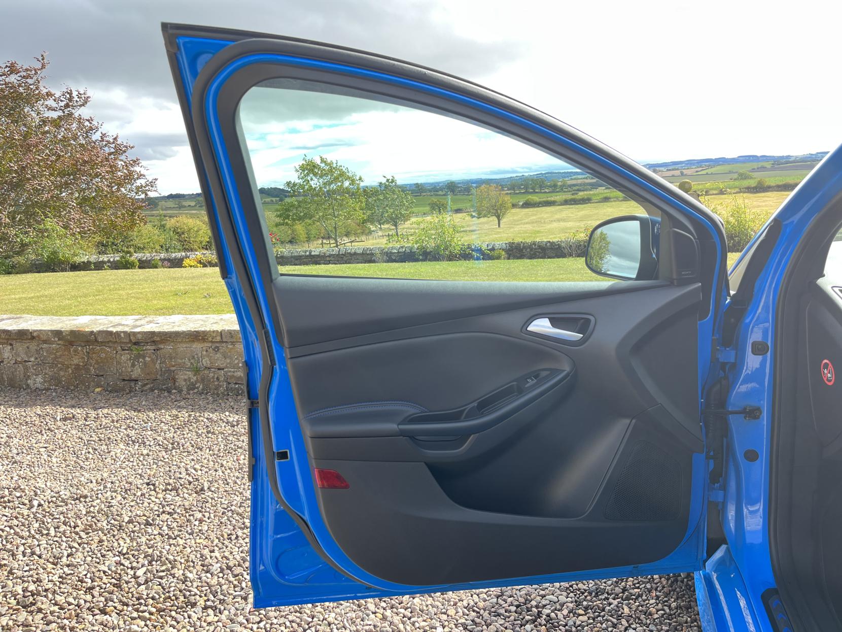 Ford Focus 2.3T EcoBoost RS Hatchback 5dr Petrol Manual AWD Euro 6 (s/s) (350 ps)